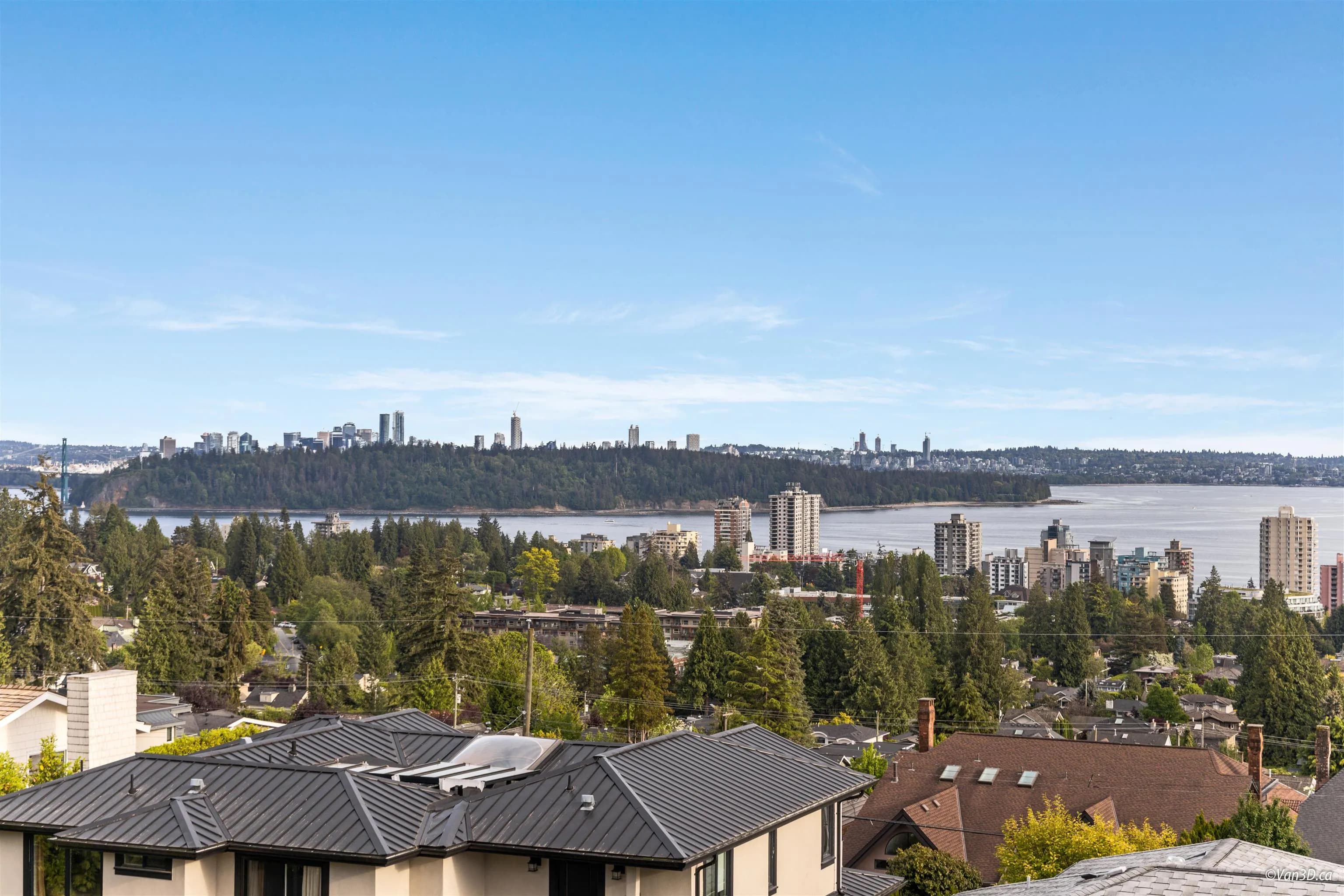 2272 Ottawa Avenue, West Vancouver, BC V7V 2S6 — image 2