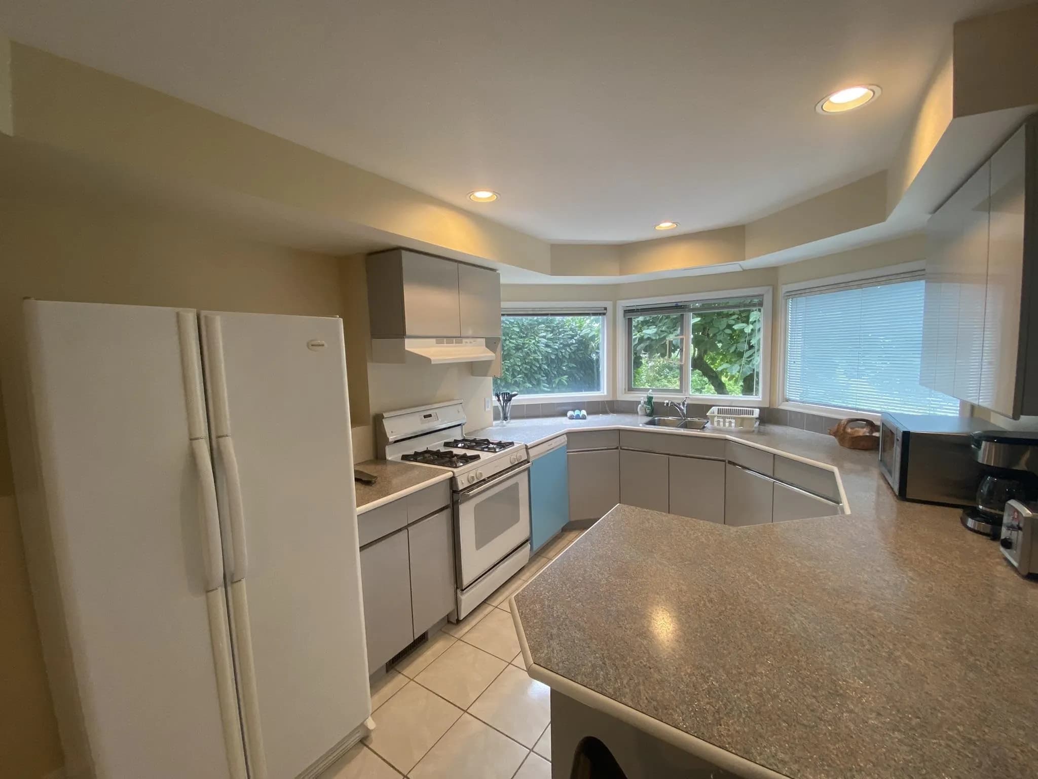 2272 Ottawa Avenue, West Vancouver, BC V7V 2S6 — image 31