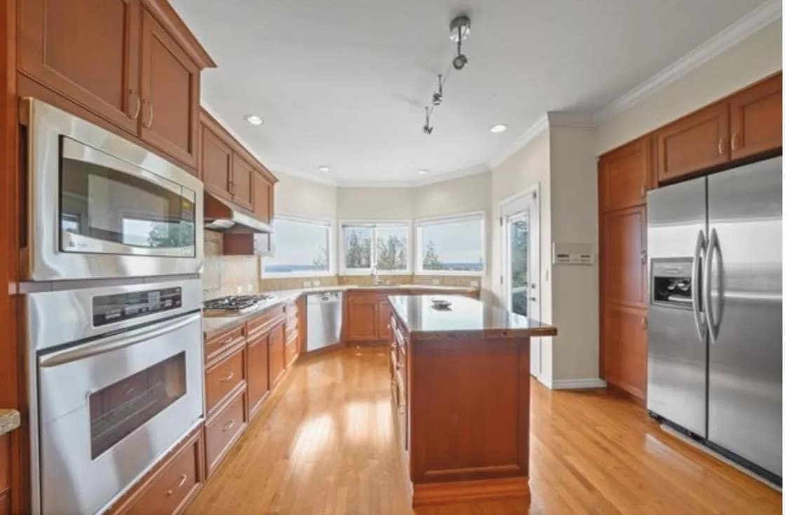 2272 Ottawa Avenue, West Vancouver, BC V7V 2S6 — image 10