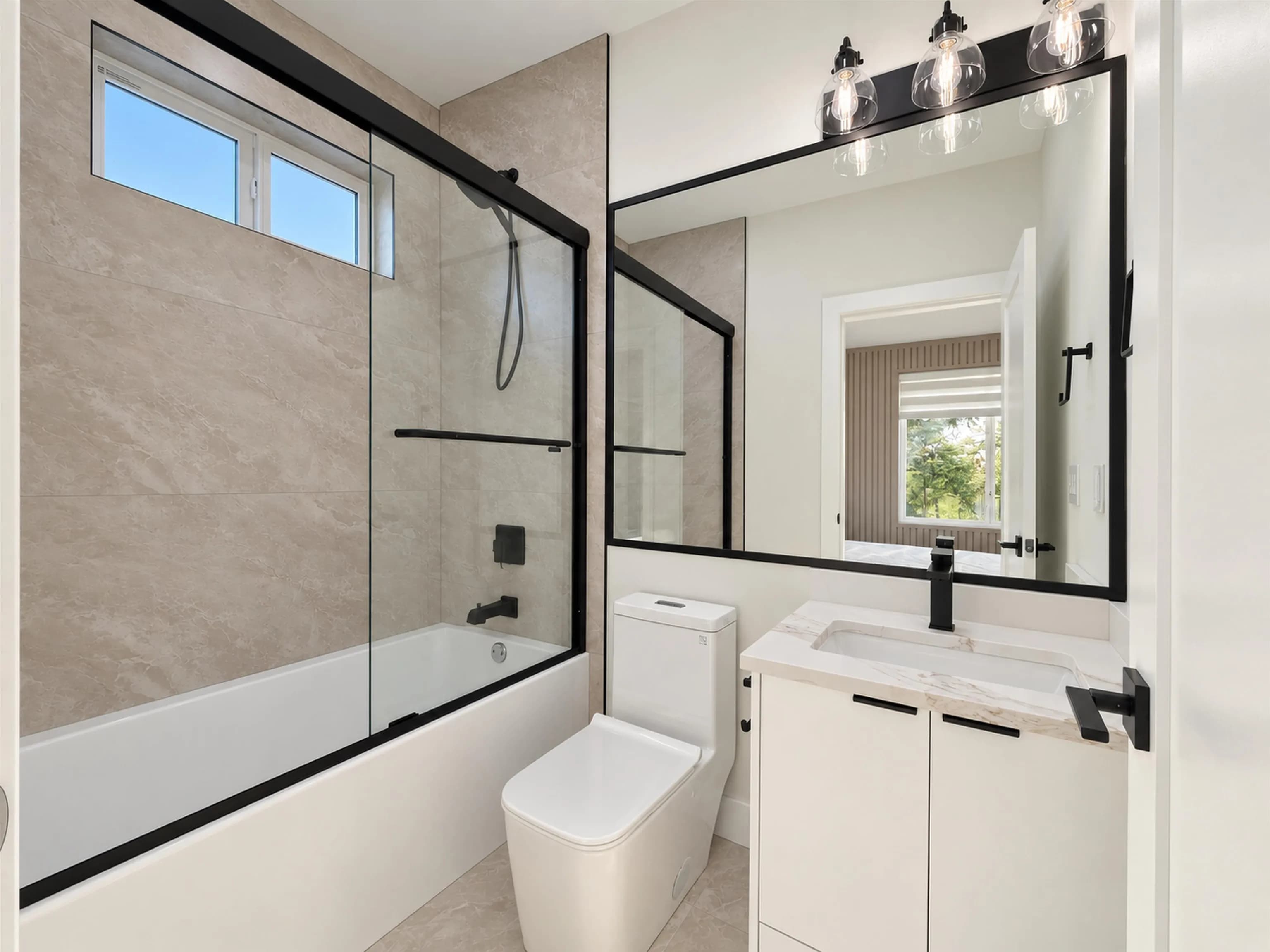 101 11410 139 Street, Surrey, BC V3R 2M1 — image 15