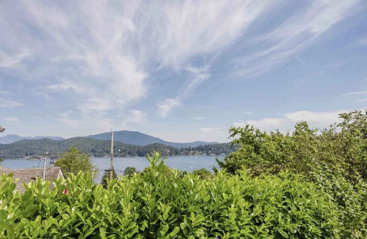679 Corlett Road, Gibsons, BC V0N 1V9 — image 1