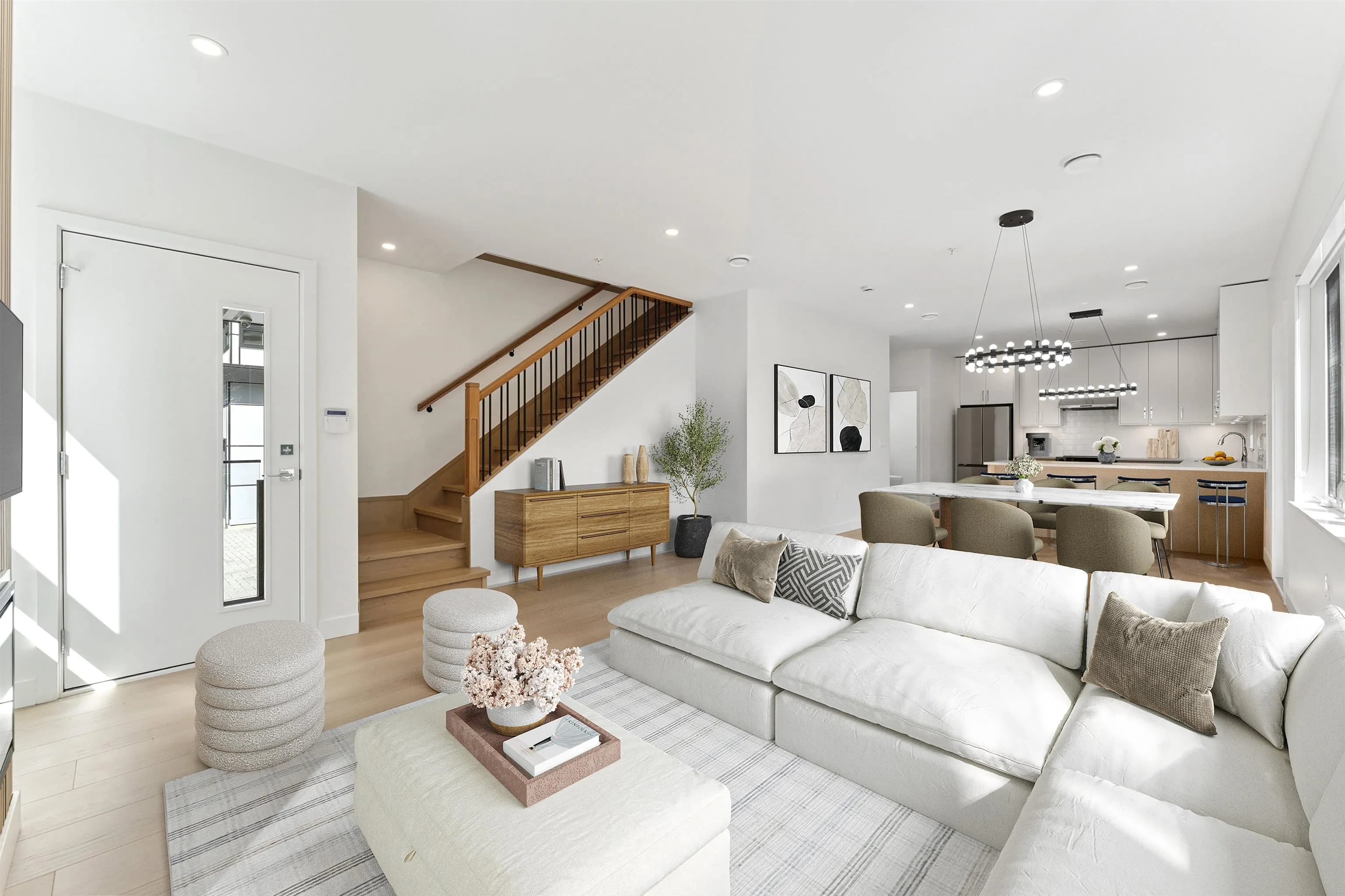 842 St. Denis Avenue, North Vancouver, BC V7J 2G4 — image 3