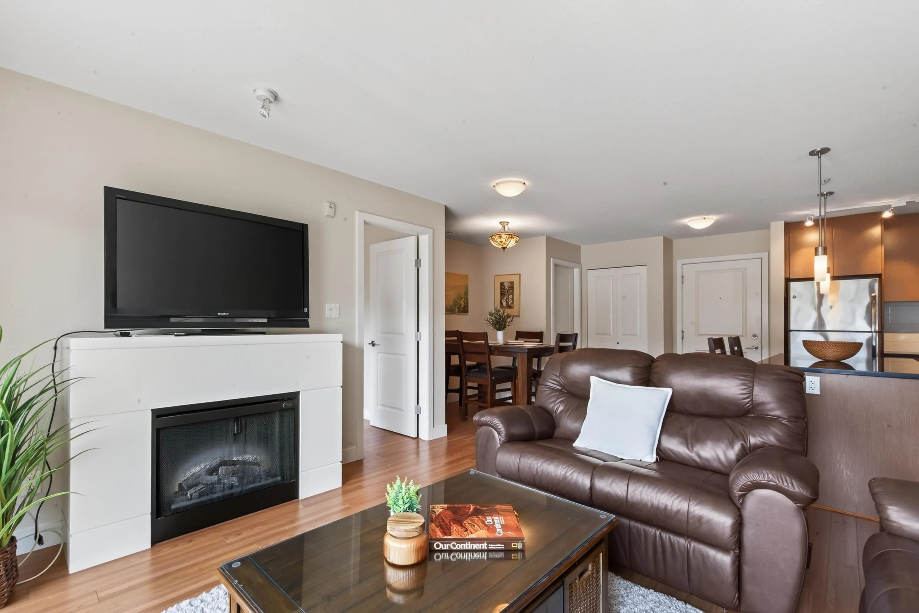 221 15745 Croydon Drive, Surrey, BC V3Z 2L5 — image 13