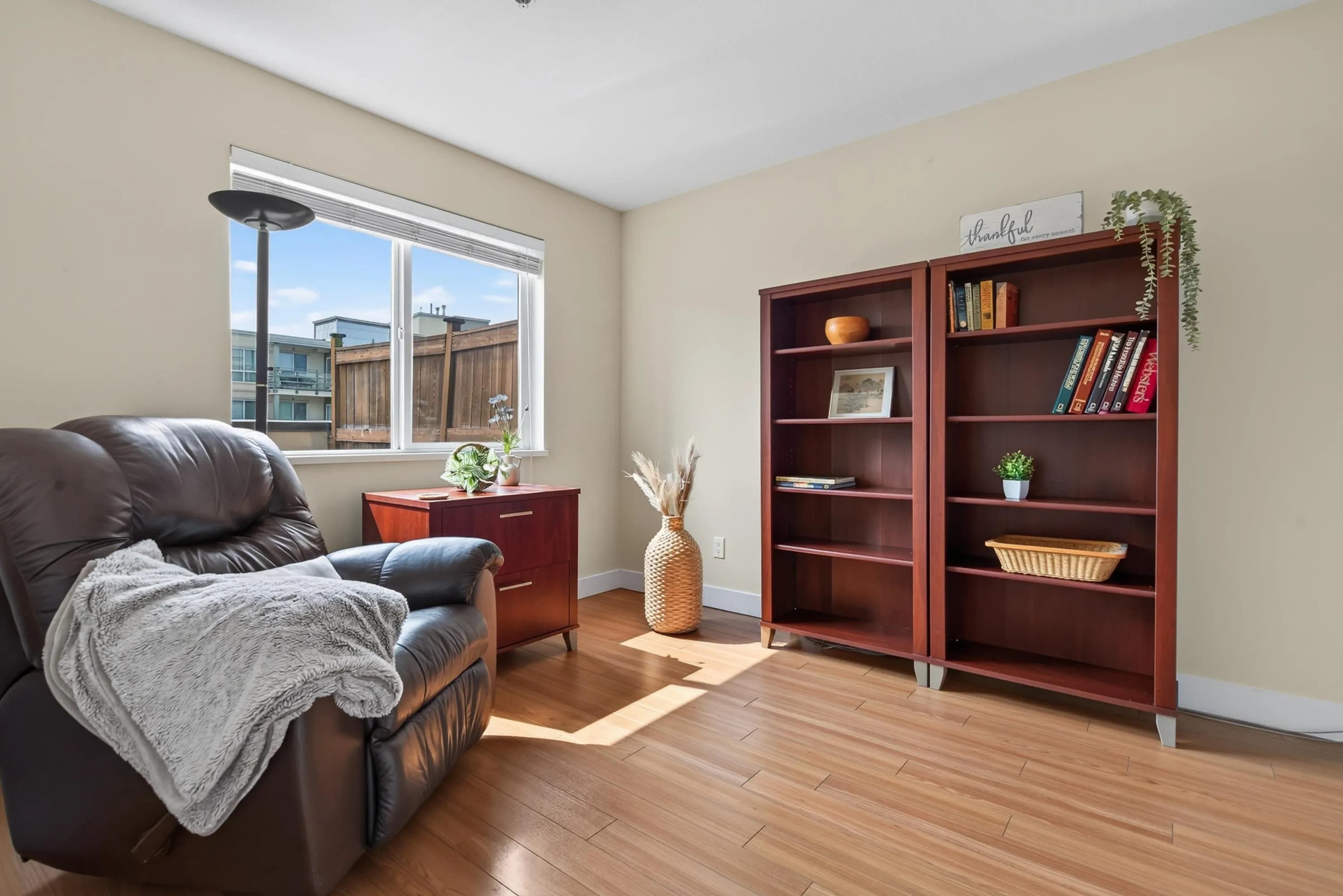 221 15745 Croydon Drive, Surrey, BC V3Z 2L5 — image 19
