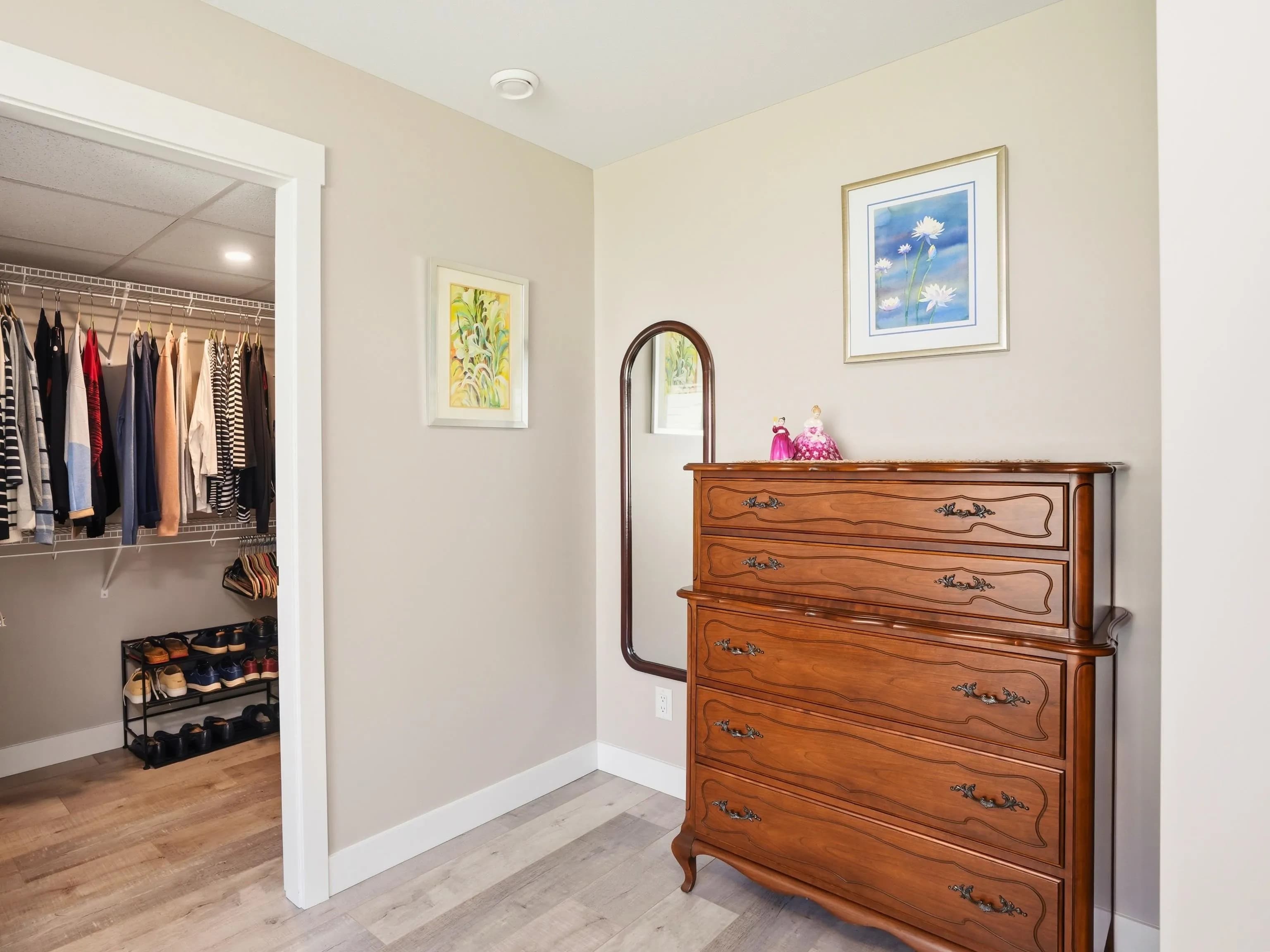 1024 Celia Crescent, Gibsons, BC V0N 1V7 — image 18