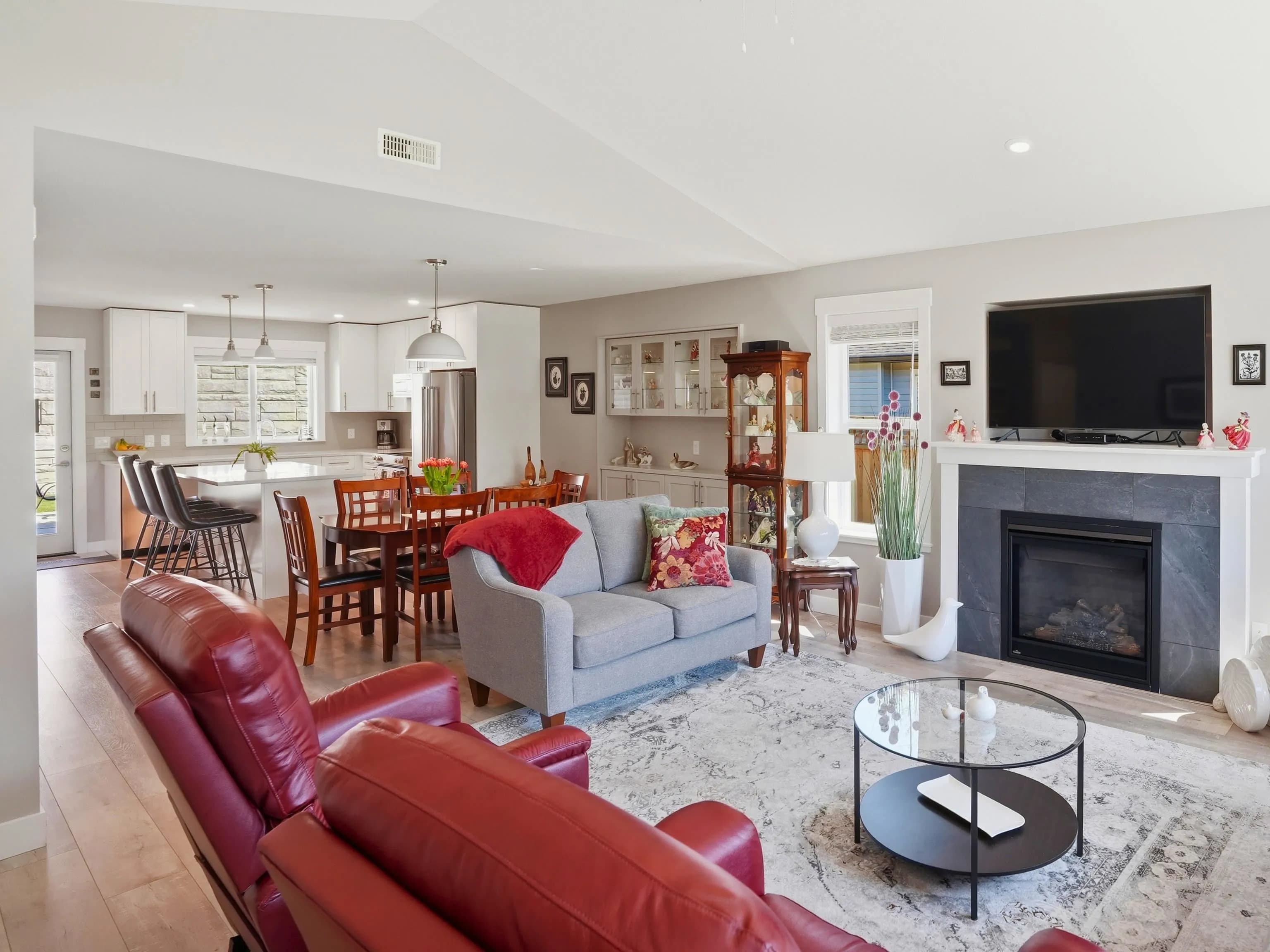 1024 Celia Crescent, Gibsons, BC V0N 1V7 — image 5