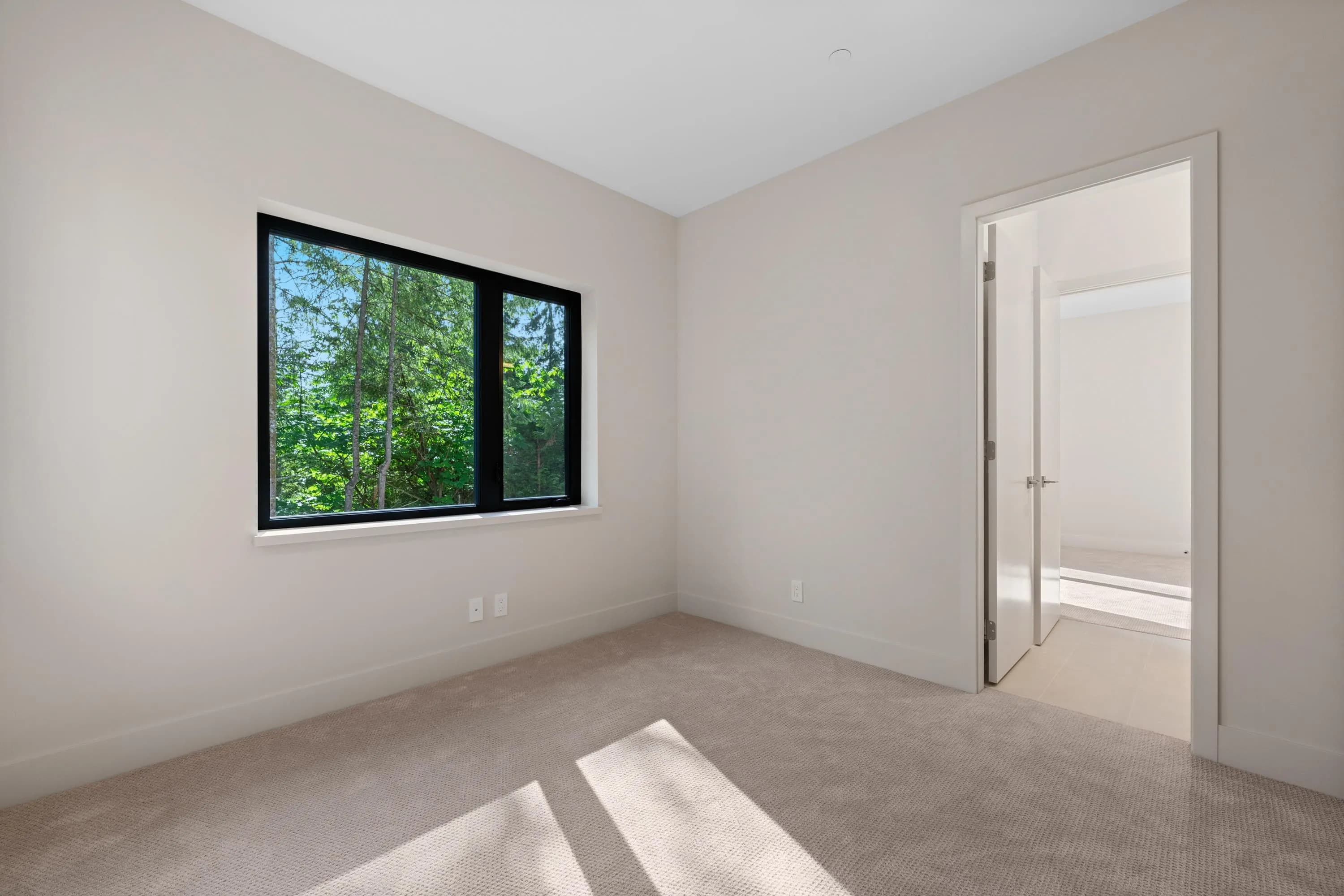 5663 Westport Road, West Vancouver, BC V7W 1V3 — image 29