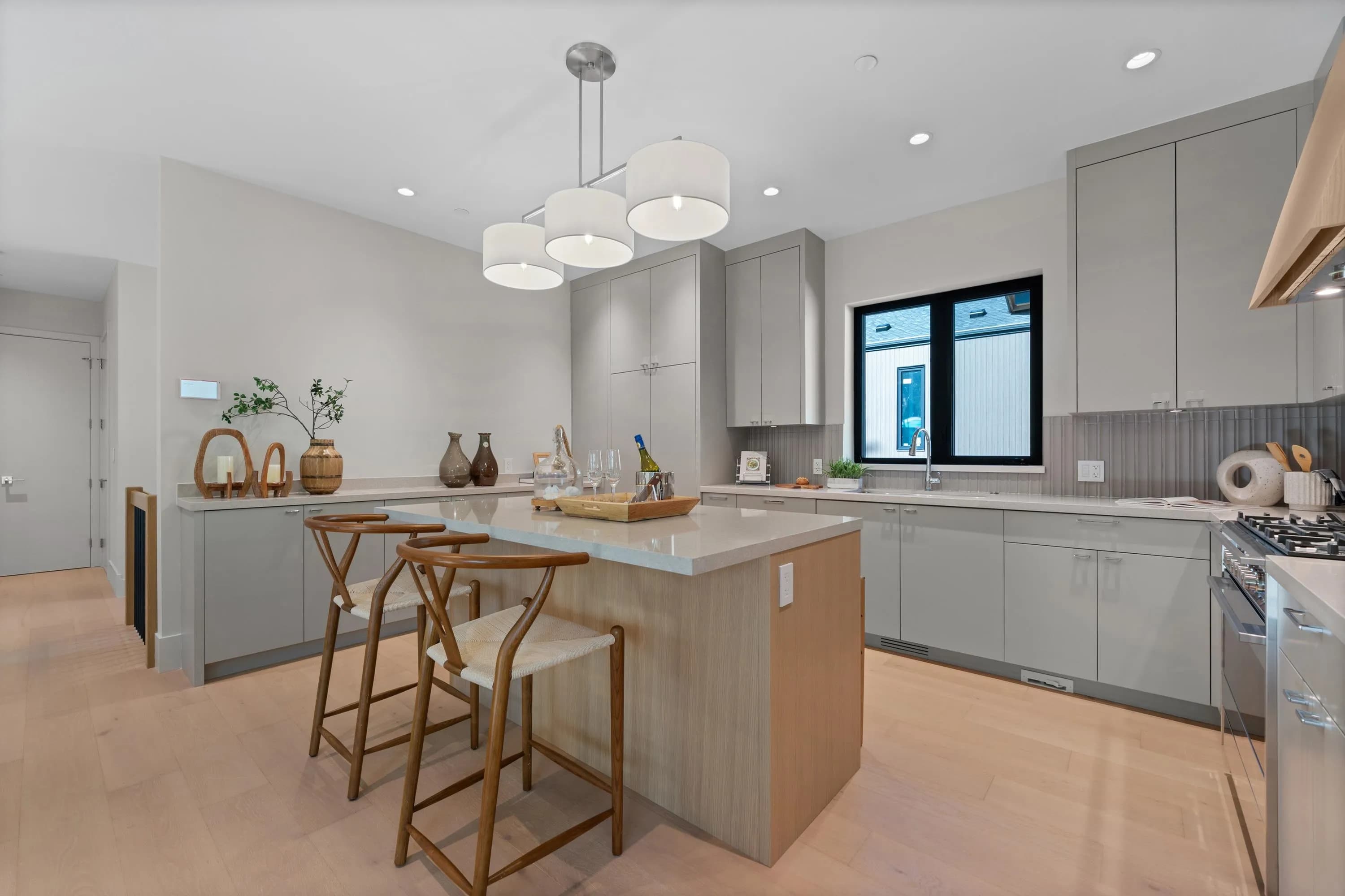 5663 Westport Road, West Vancouver, BC V7W 1V3 — image 9