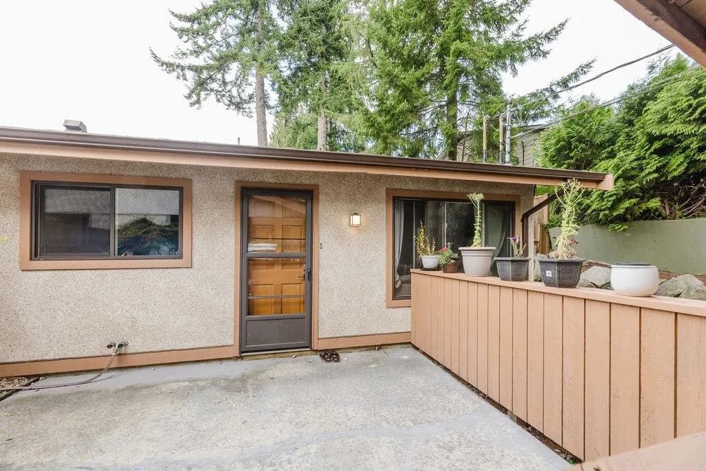 841 North Road, Gibsons, BC V0N 1V9 — image 21