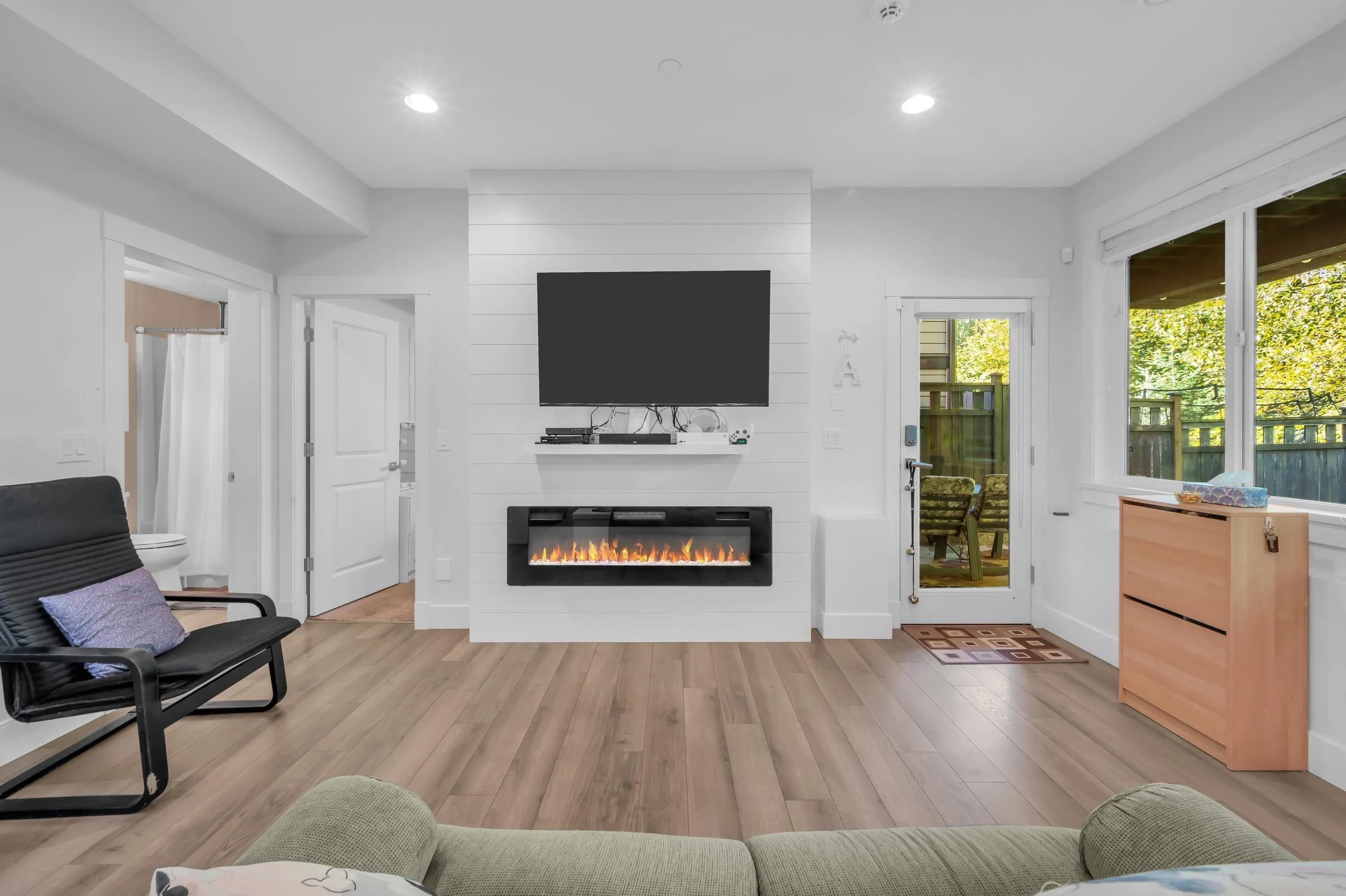 11065 Buckerfield Drive, Maple Ridge, BC V2W 1Z8 — image 25