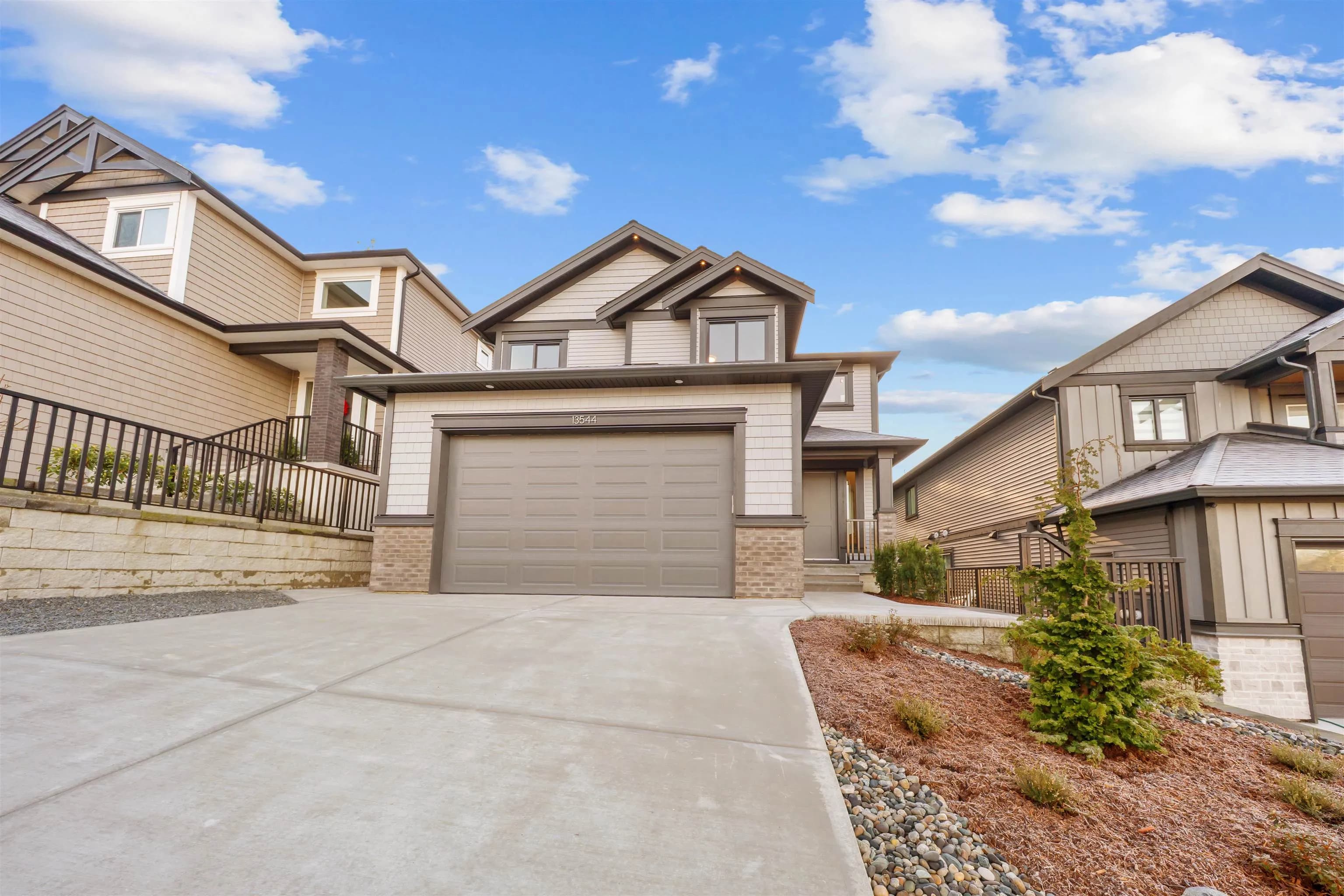 13544 Birdtail Drive, Maple Ridge, BC V4R 2P7 — image 2