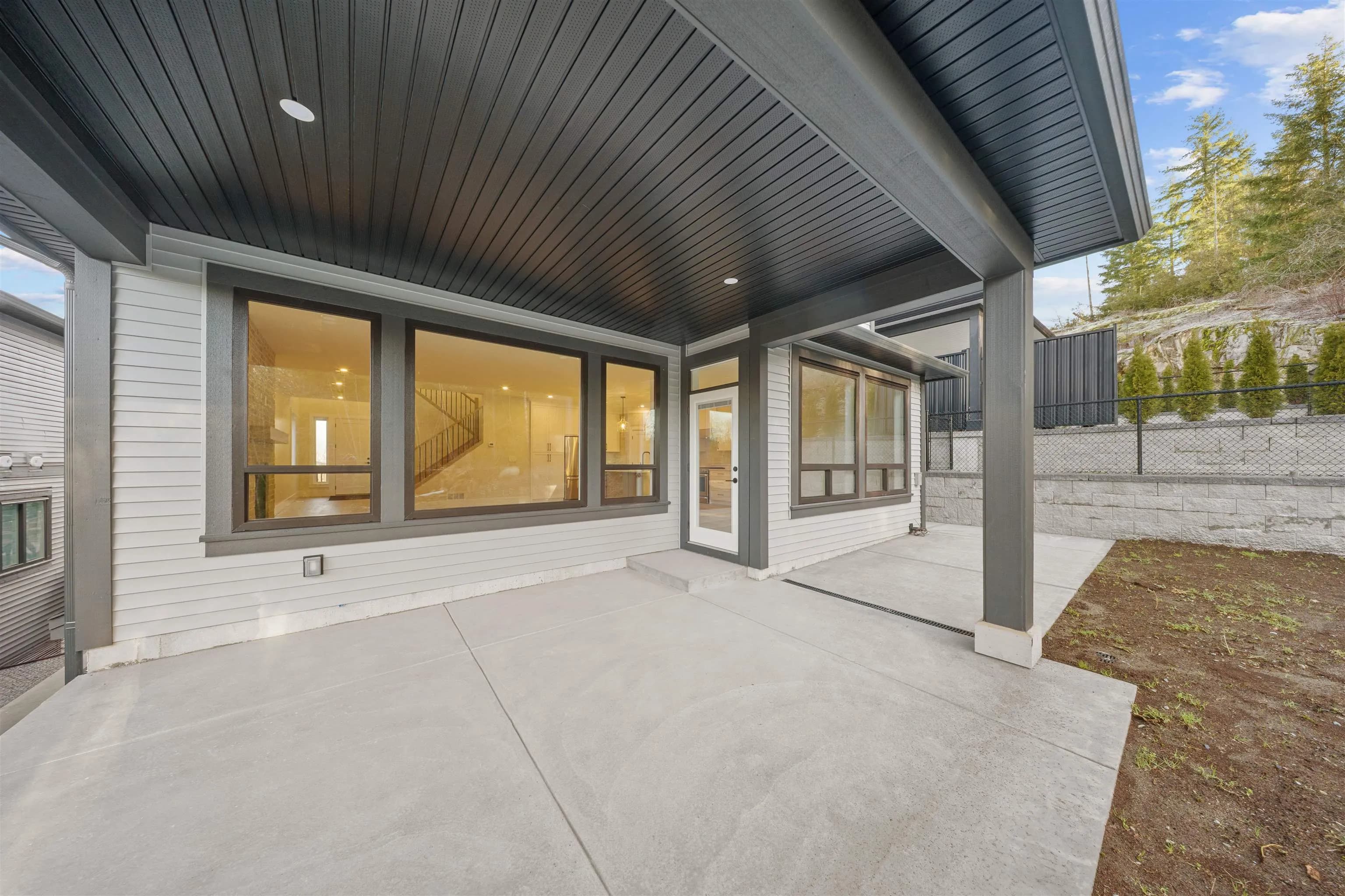 13544 Birdtail Drive, Maple Ridge, BC V4R 2P7 — image 37
