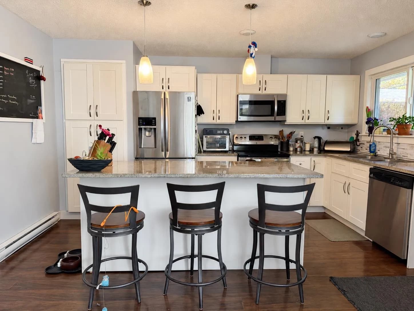 835 North Road, Gibsons, BC V0N 1V9 — image 6