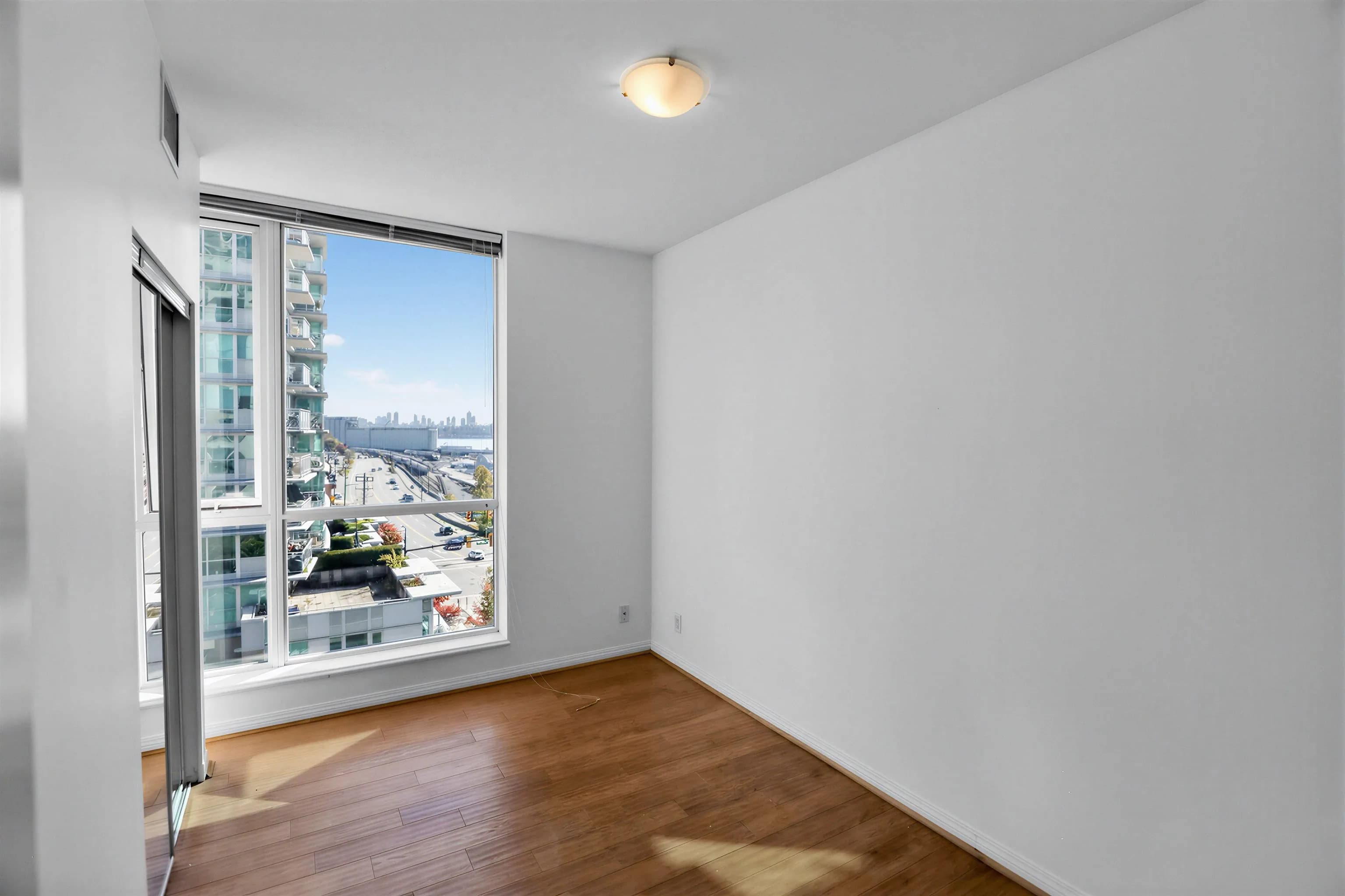 806 168 E Esplanade Avenue, North Vancouver, BC V7L 4X8 — image 10