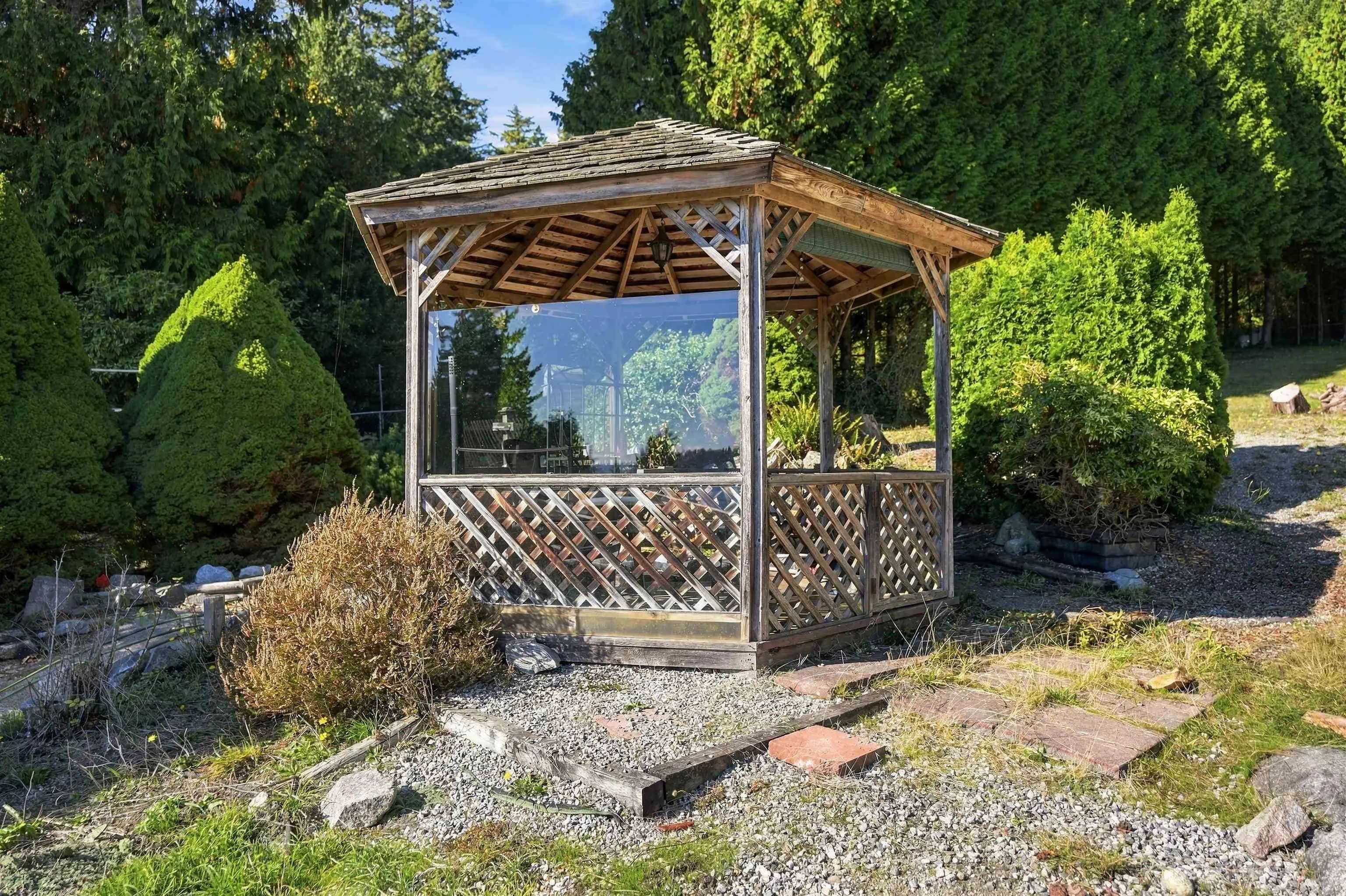 5430 Lawson Road, Sechelt, BC V7Z 0N1 — image 31