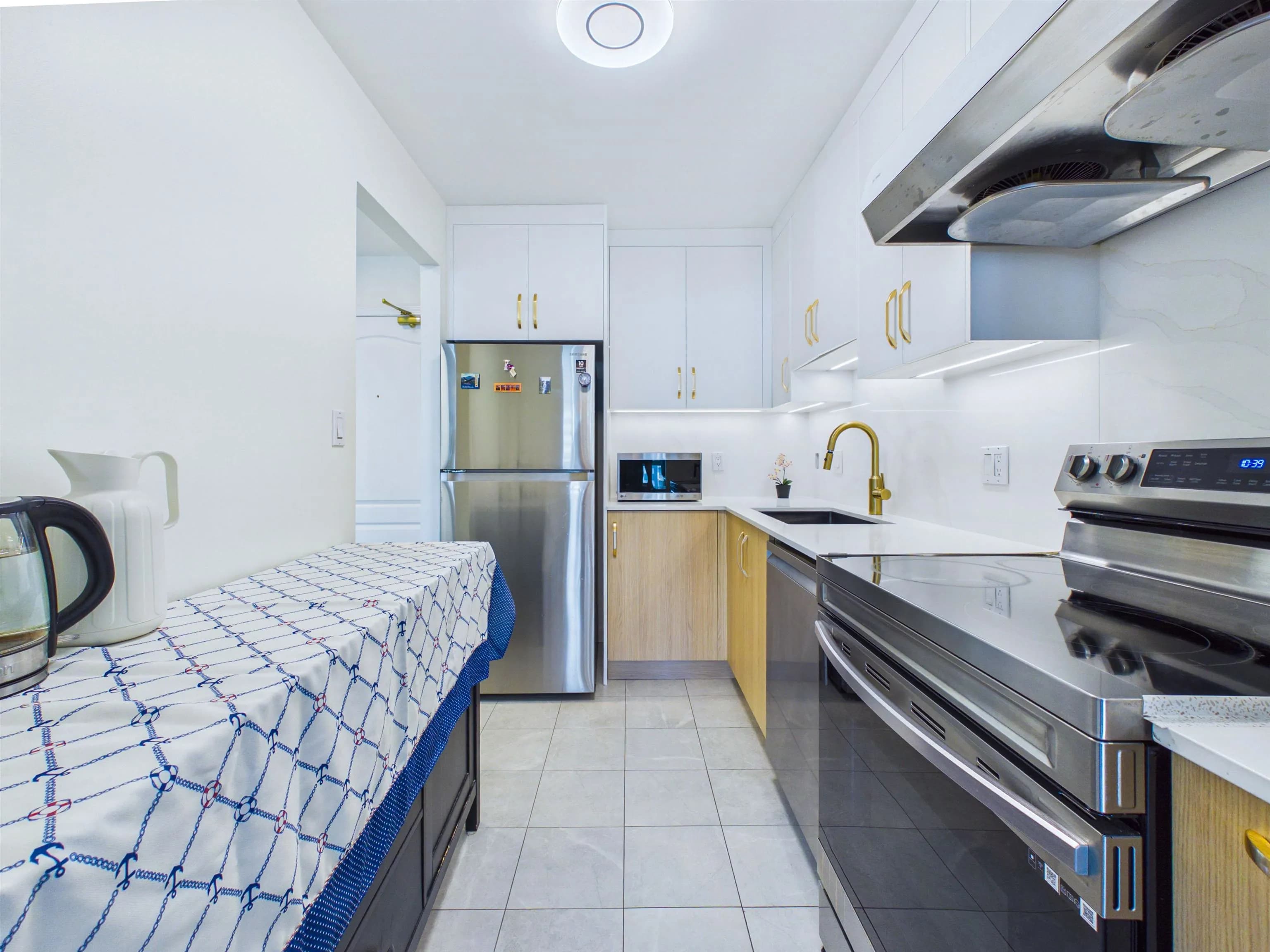 1705 5833 Wilson Avenue, Burnaby, BC V5H 4R8 — image 22