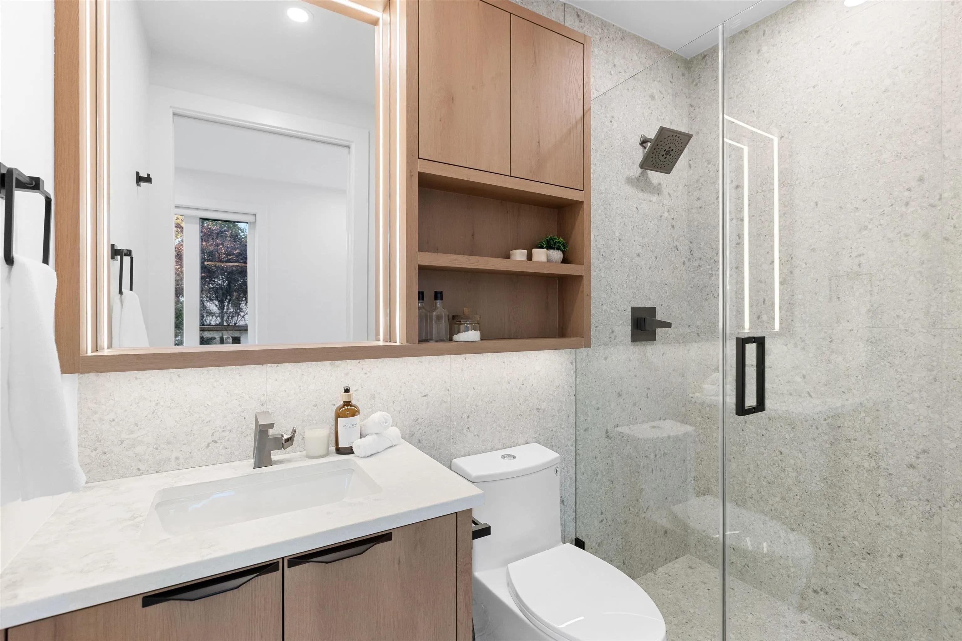 1 2435 Napier Street, Vancouver, BC V5K 2W2 — image 15