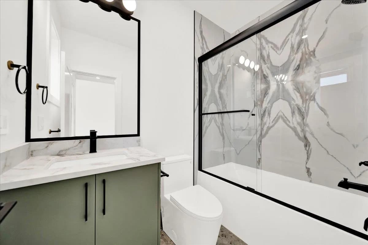 102 13437 Crestview Drive, Surrey, BC V3R 6V3 — image 19
