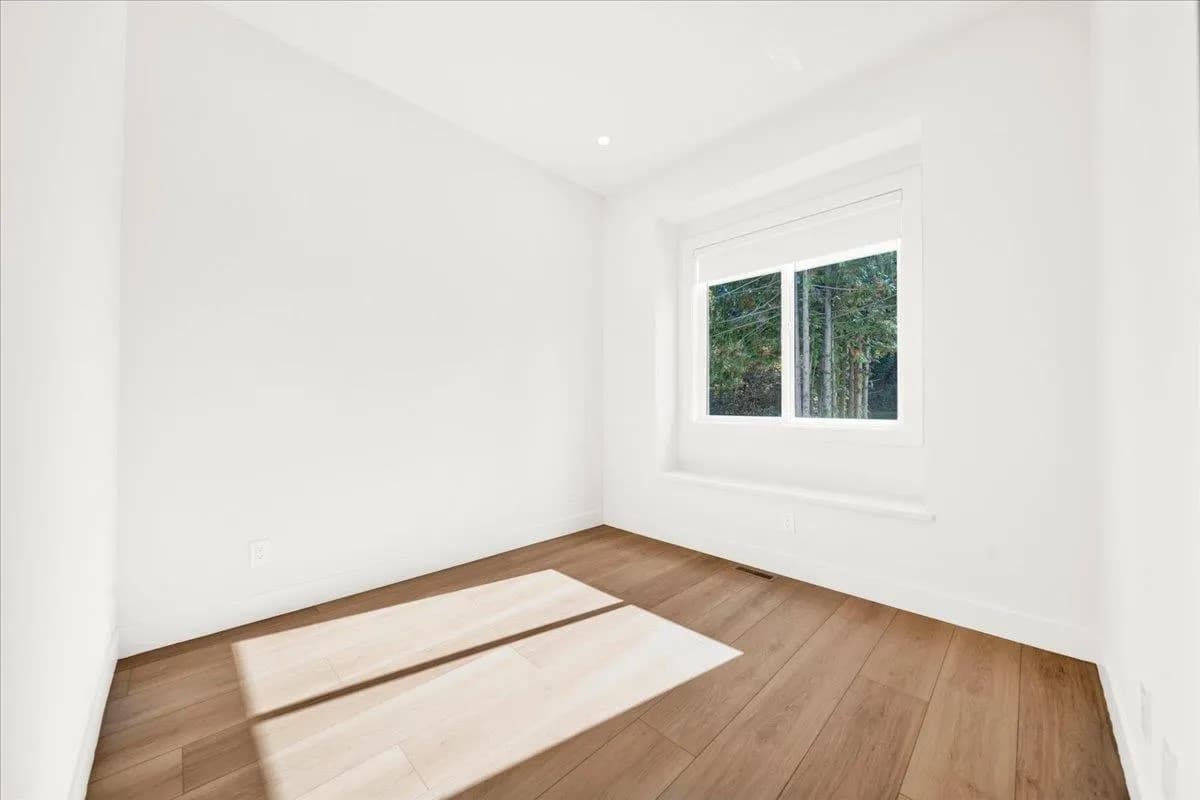 102 13437 Crestview Drive, Surrey, BC V3R 6V3 — image 30