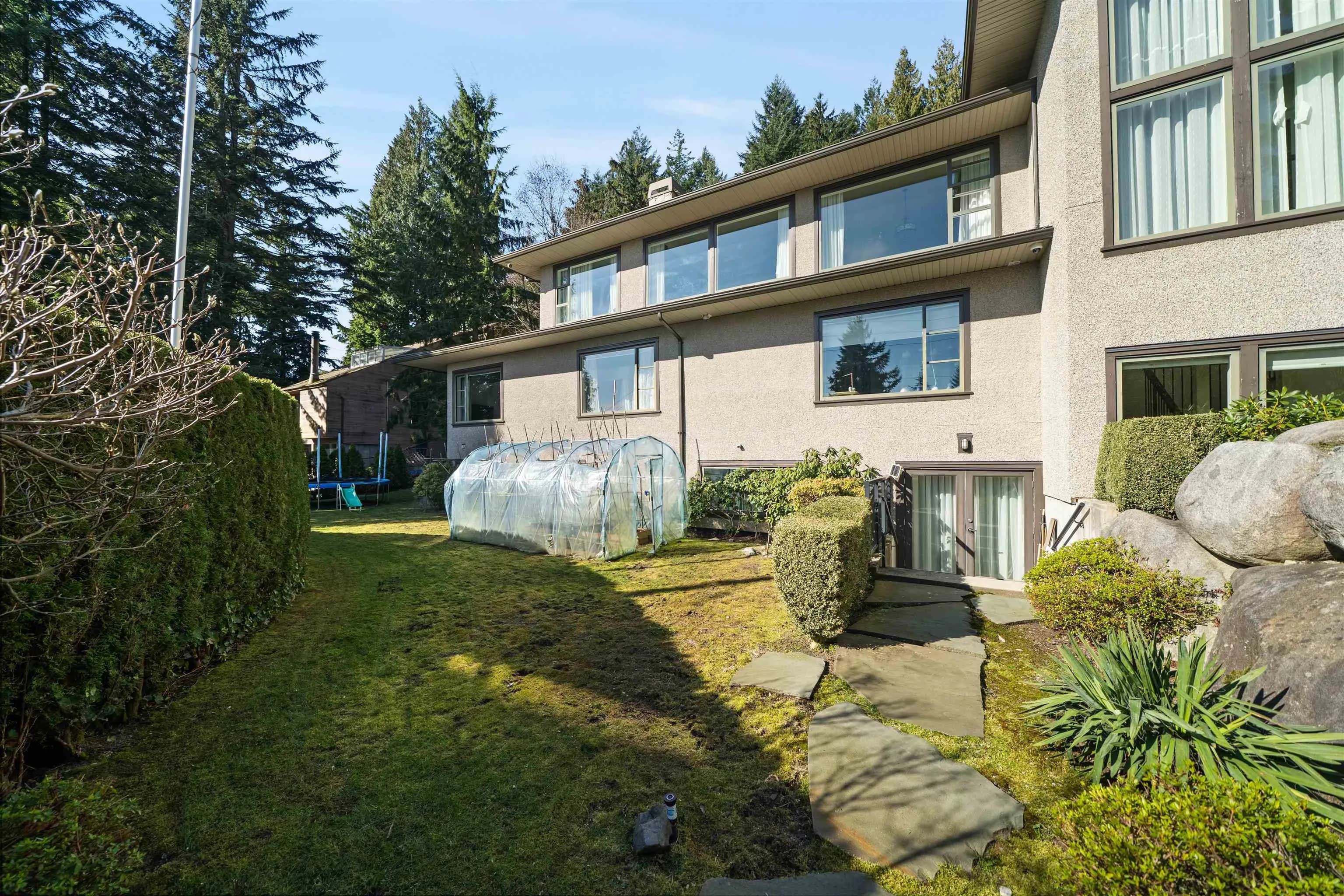 1162 Millstream Road, West Vancouver, BC V7S 2C9 — image 24