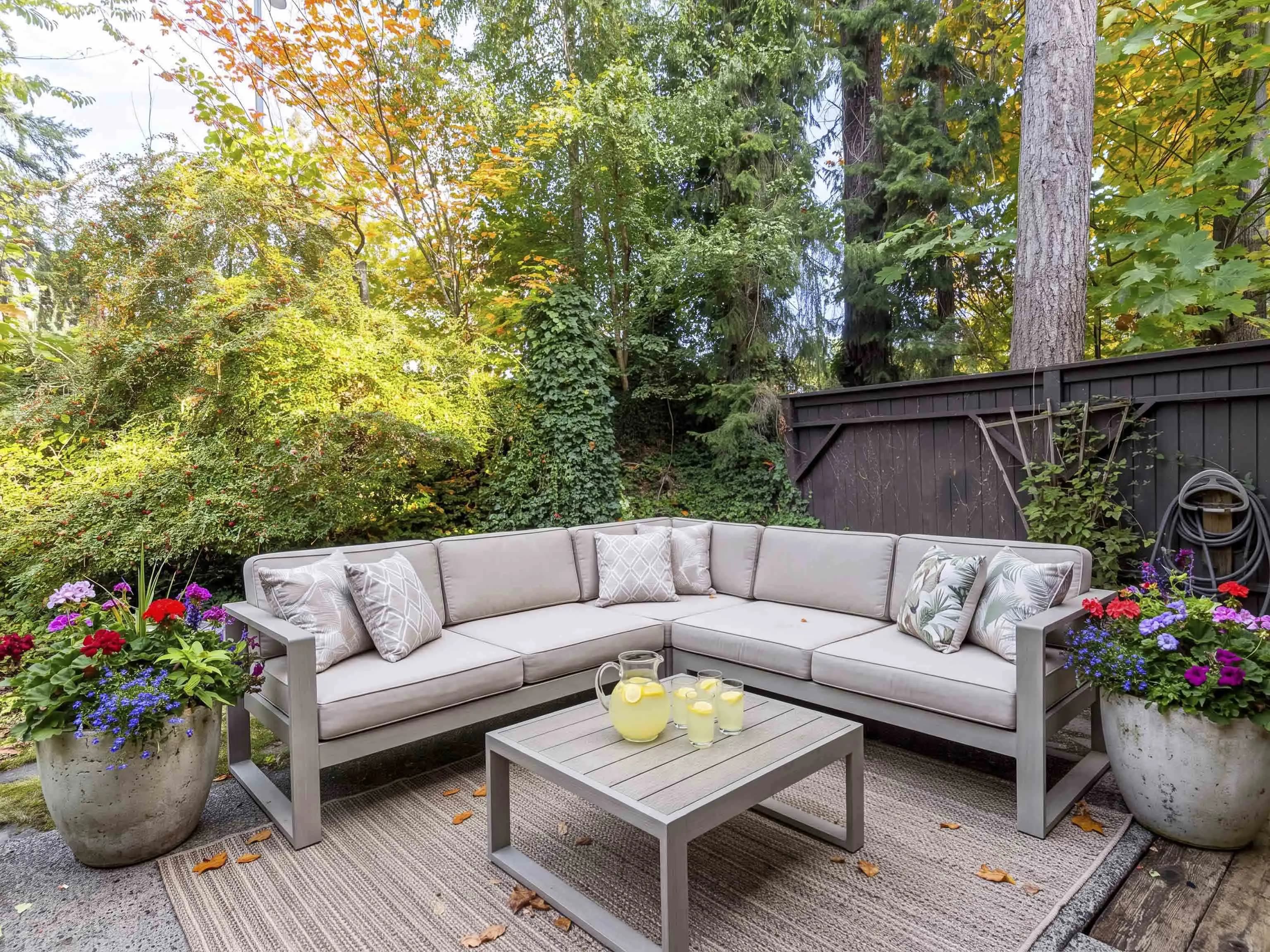 1996 Purcell Way, North Vancouver, BC V7J 3K3 — image 33