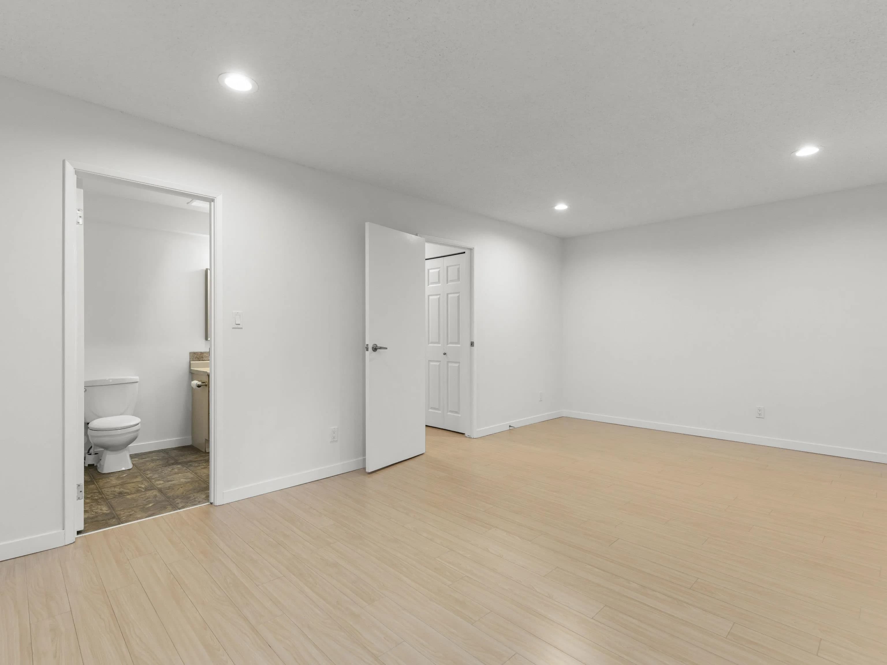 1996 Purcell Way, North Vancouver, BC V7J 3K3 — image 22