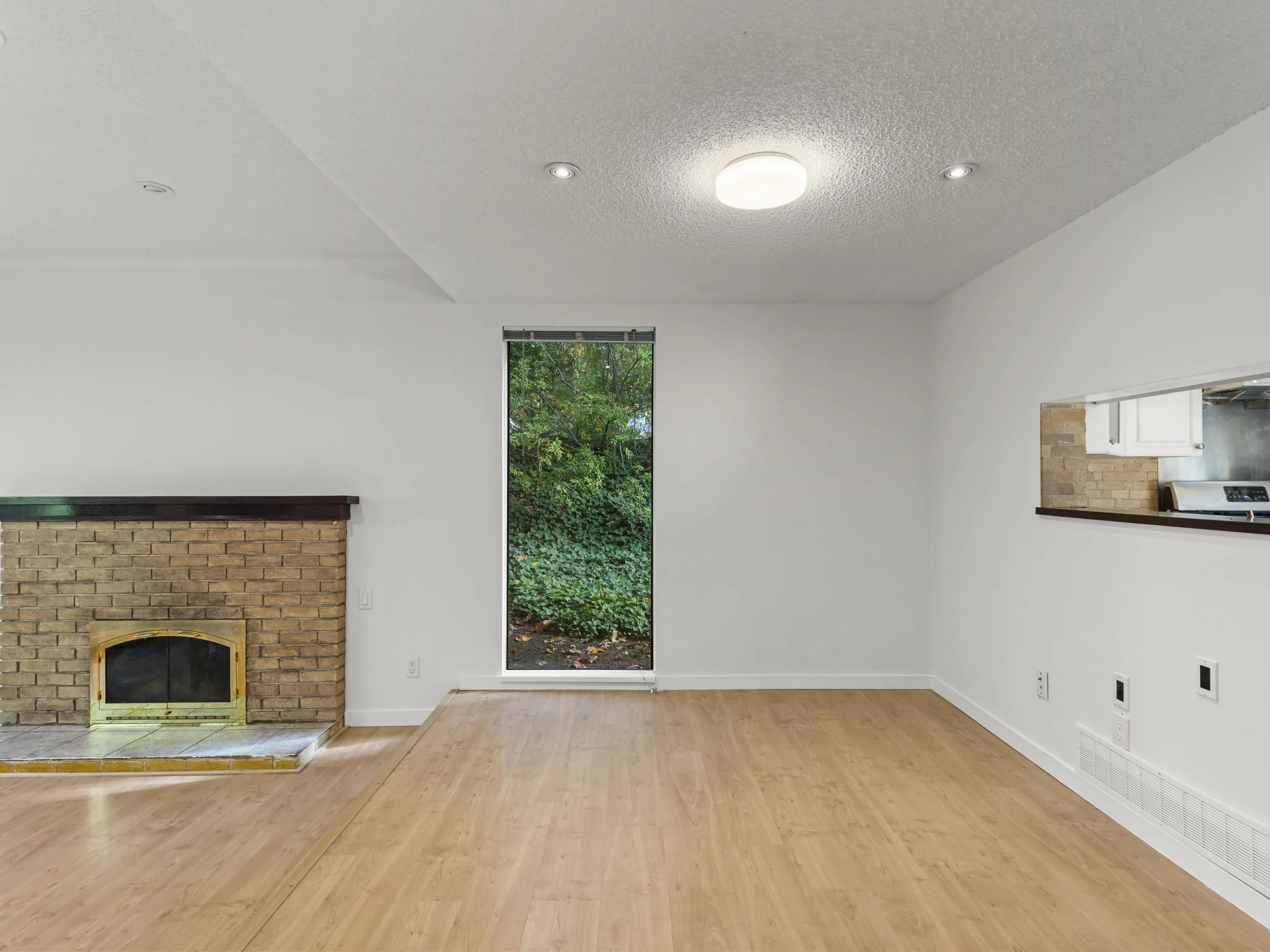 1996 Purcell Way, North Vancouver, BC V7J 3K3 — image 18