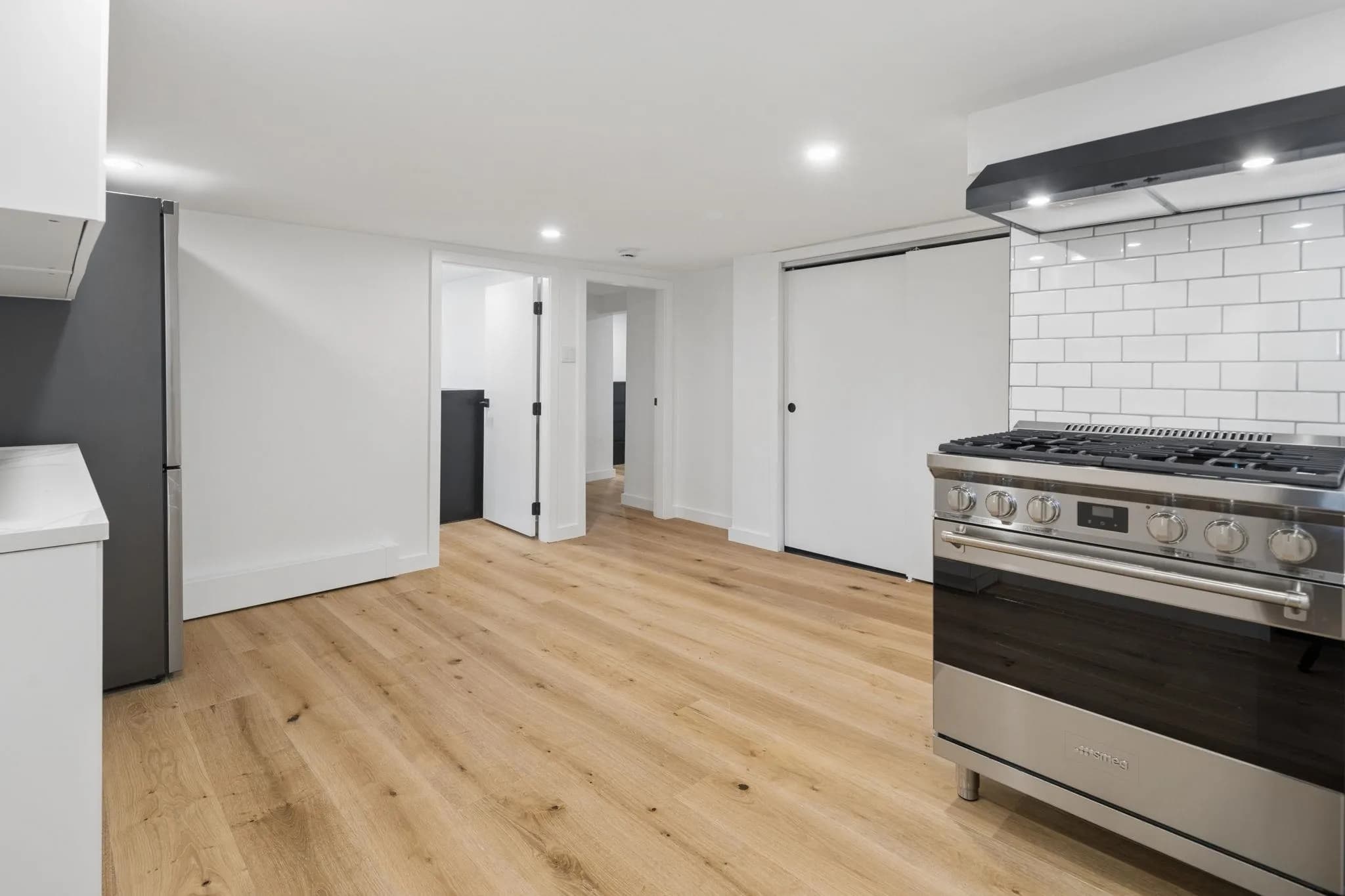 3137 W 24th Avenue, Vancouver, BC V6L 1R7 — image 30