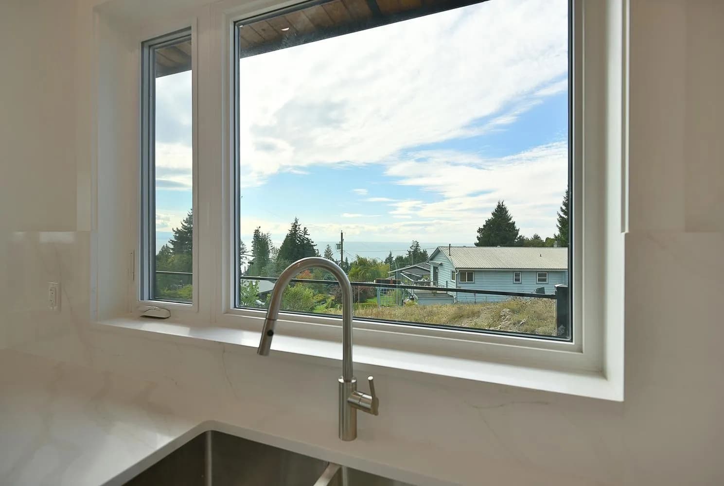 5112 Chapman Road, Sechelt, BC V7Z 0G4 — image 10