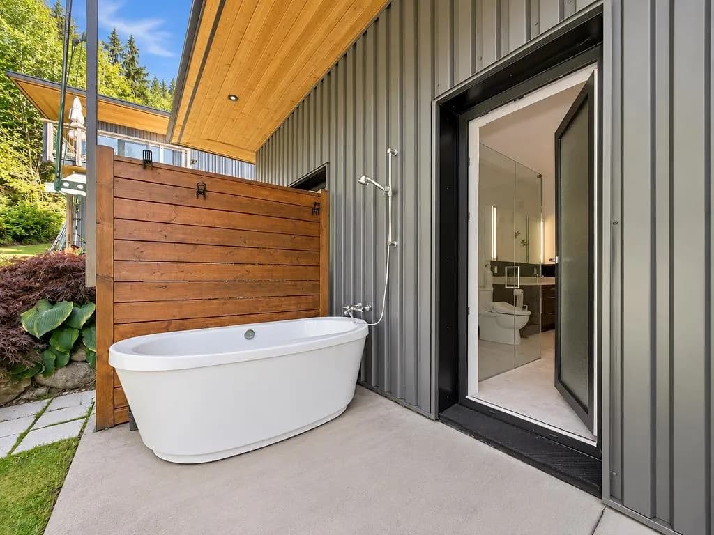 421 Laurel Street, Gibsons, BC V0N 1V5 — image 24