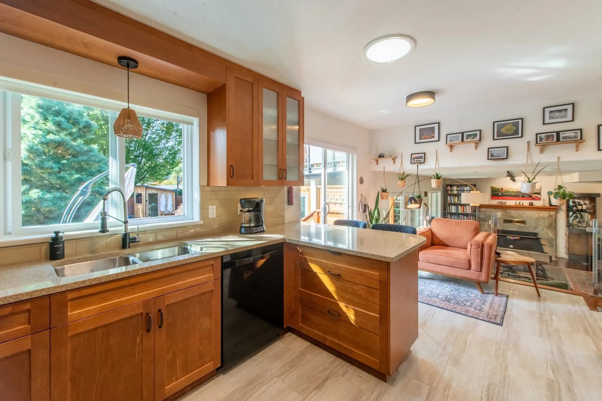 841 O'shea Road, Gibsons, BC V0N 1V8 — image 5