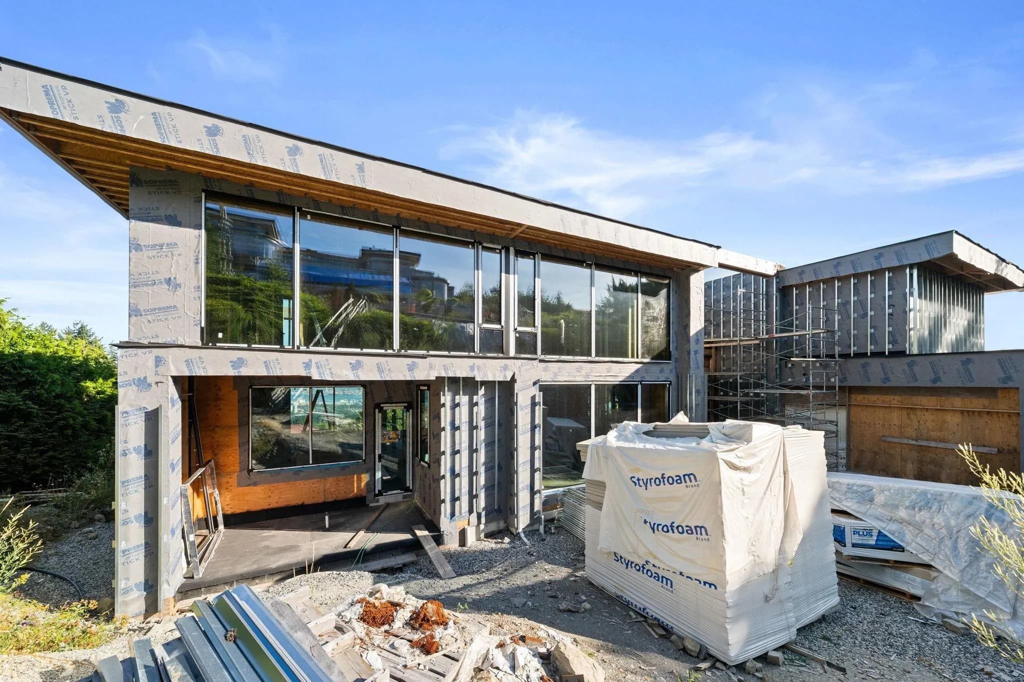 1424 Sandhurst Place, West Vancouver, BC V7S 2P3 — image 1