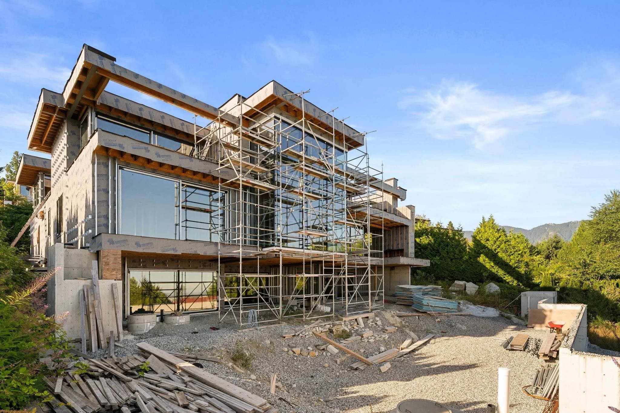 1424 Sandhurst Place, West Vancouver, BC V7S 2P3 — image 2