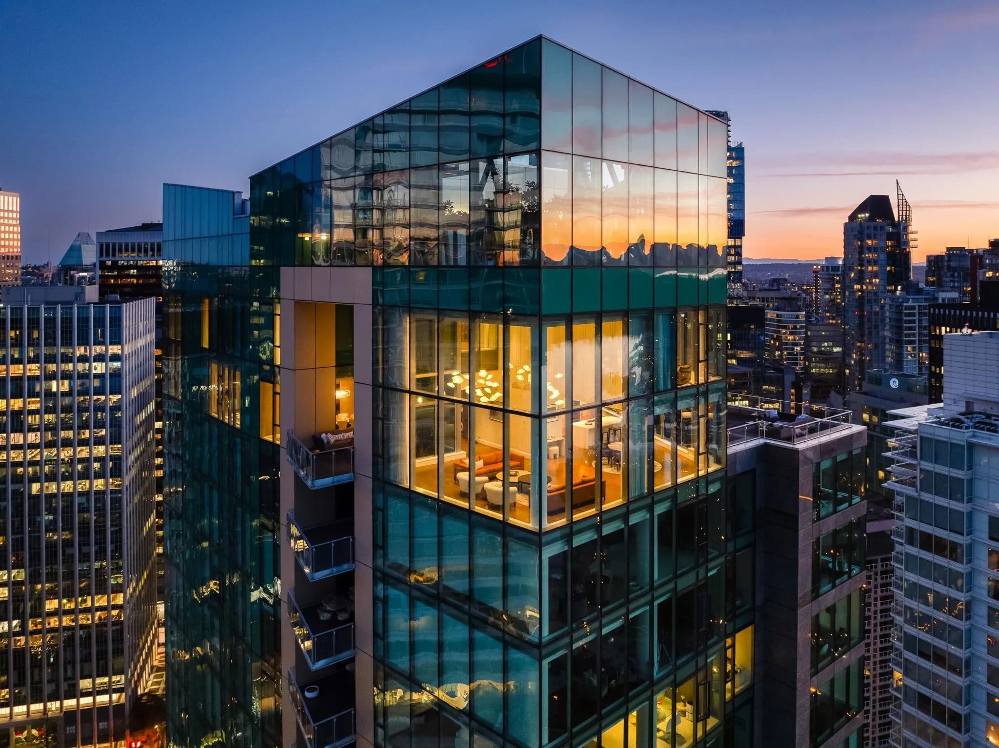 Ph3101 277 Thurlow Street, Vancouver, BC V6C 0C1 — image 1