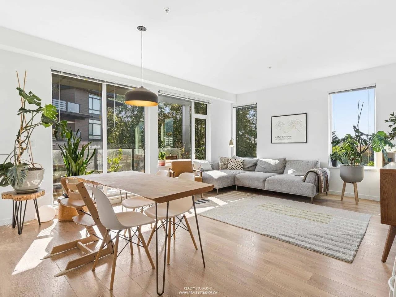 313 725 Marine Drive, North Vancouver, BC V7M 0G2 — image 1