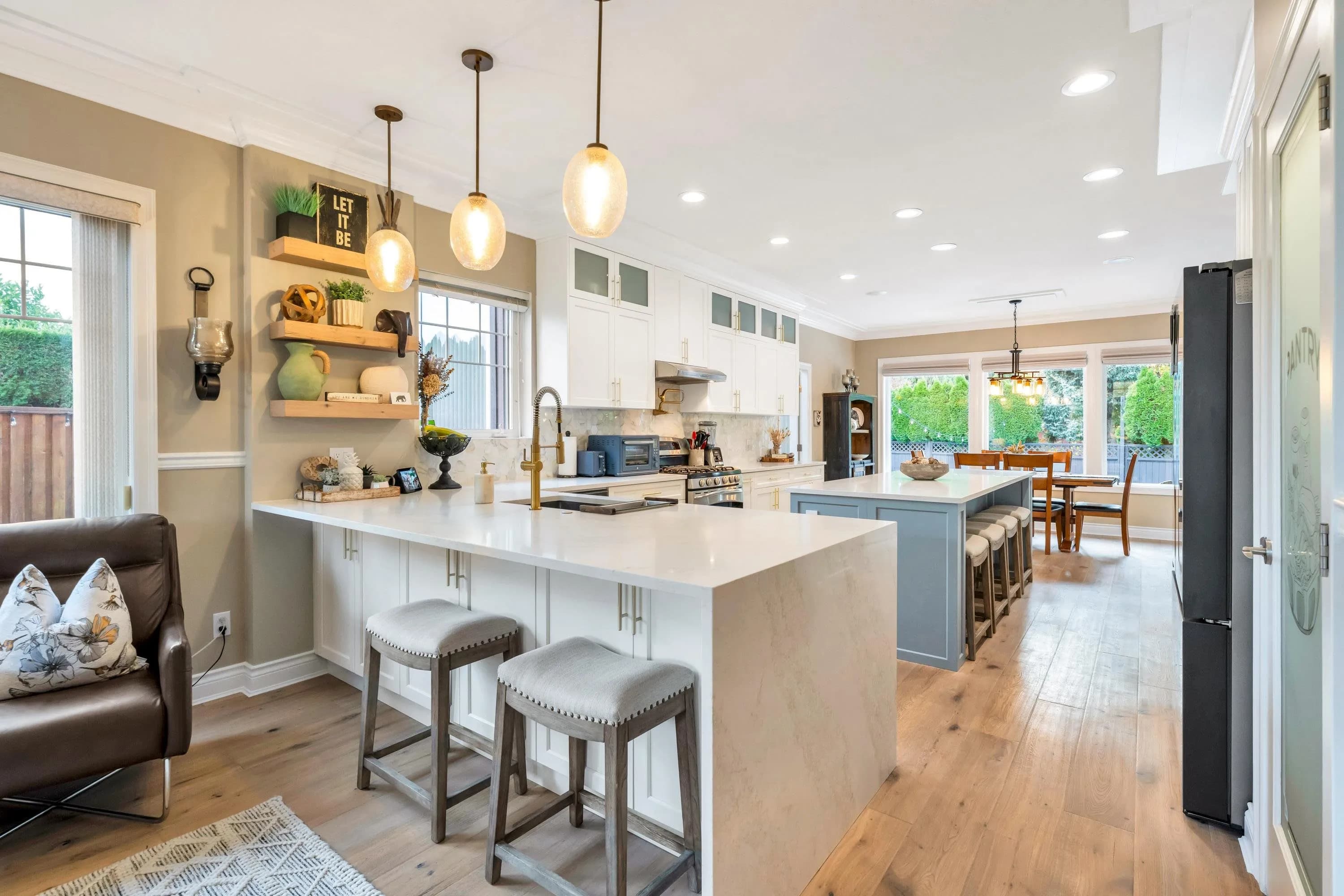 12467 202a Street, Maple Ridge, BC V2X 3P4 — image 3
