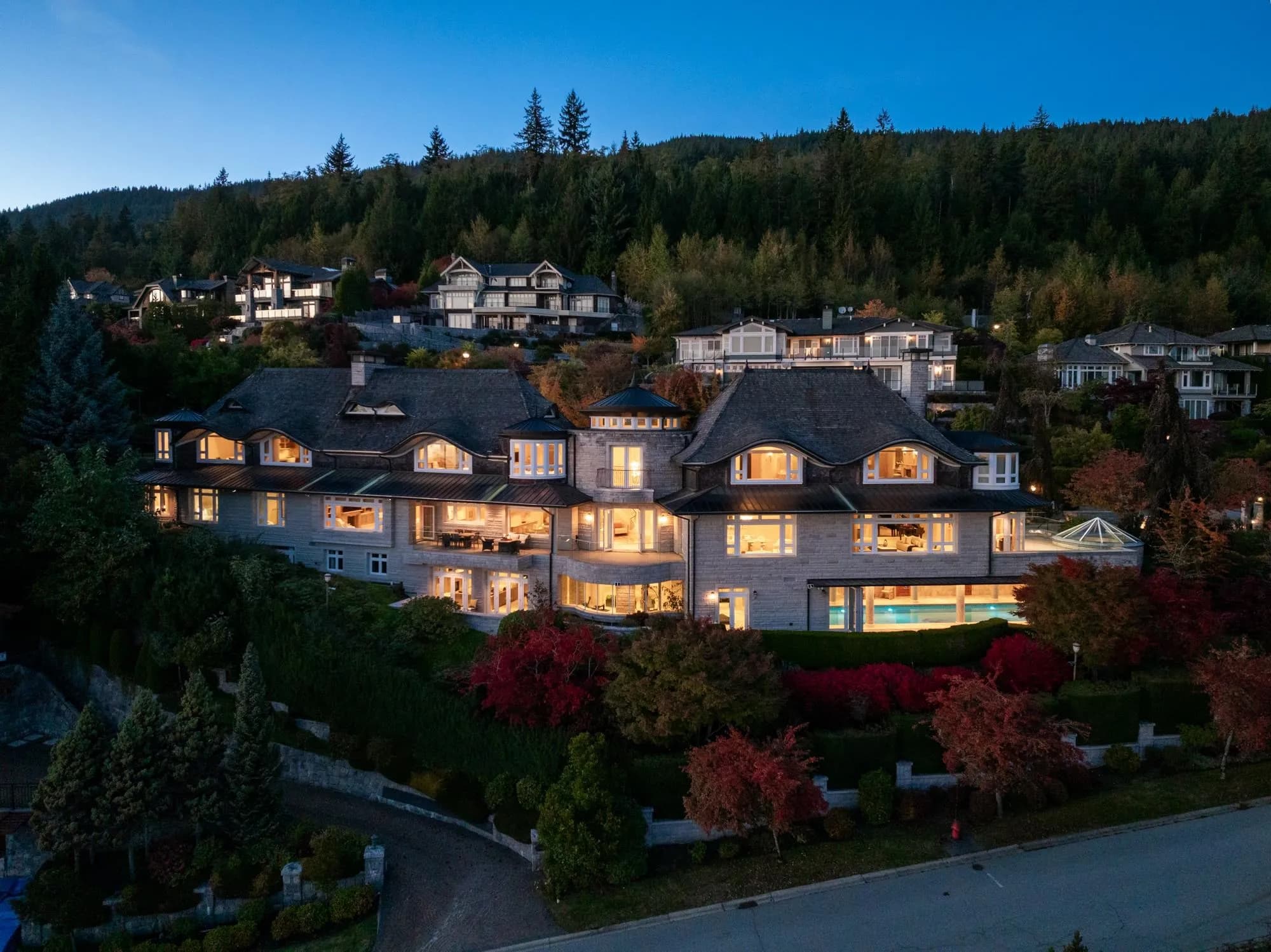 2743 Willoughby Road, West Vancouver, BC V7S 3K3 — image 6