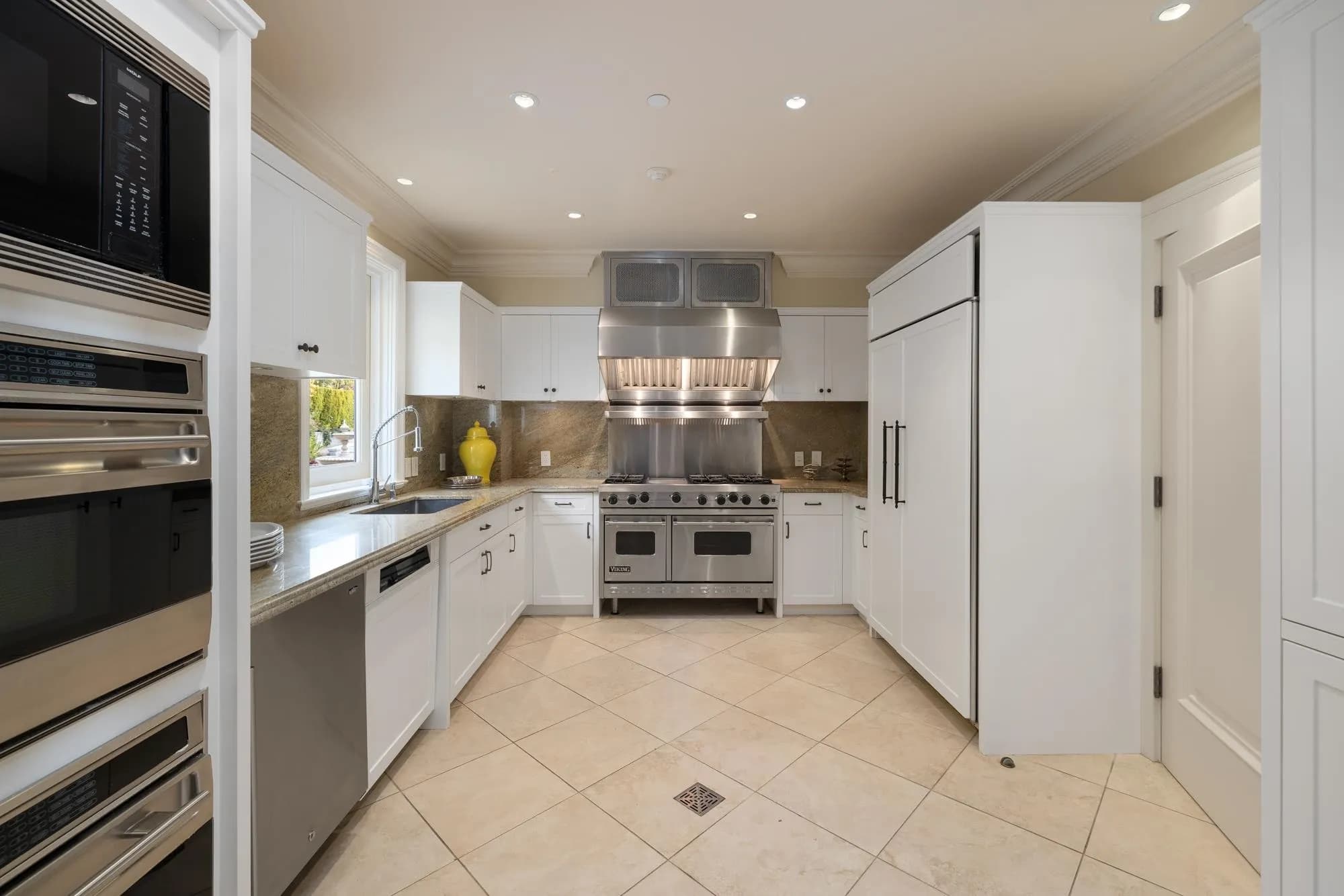 2743 Willoughby Road, West Vancouver, BC V7S 3K3 — image 25