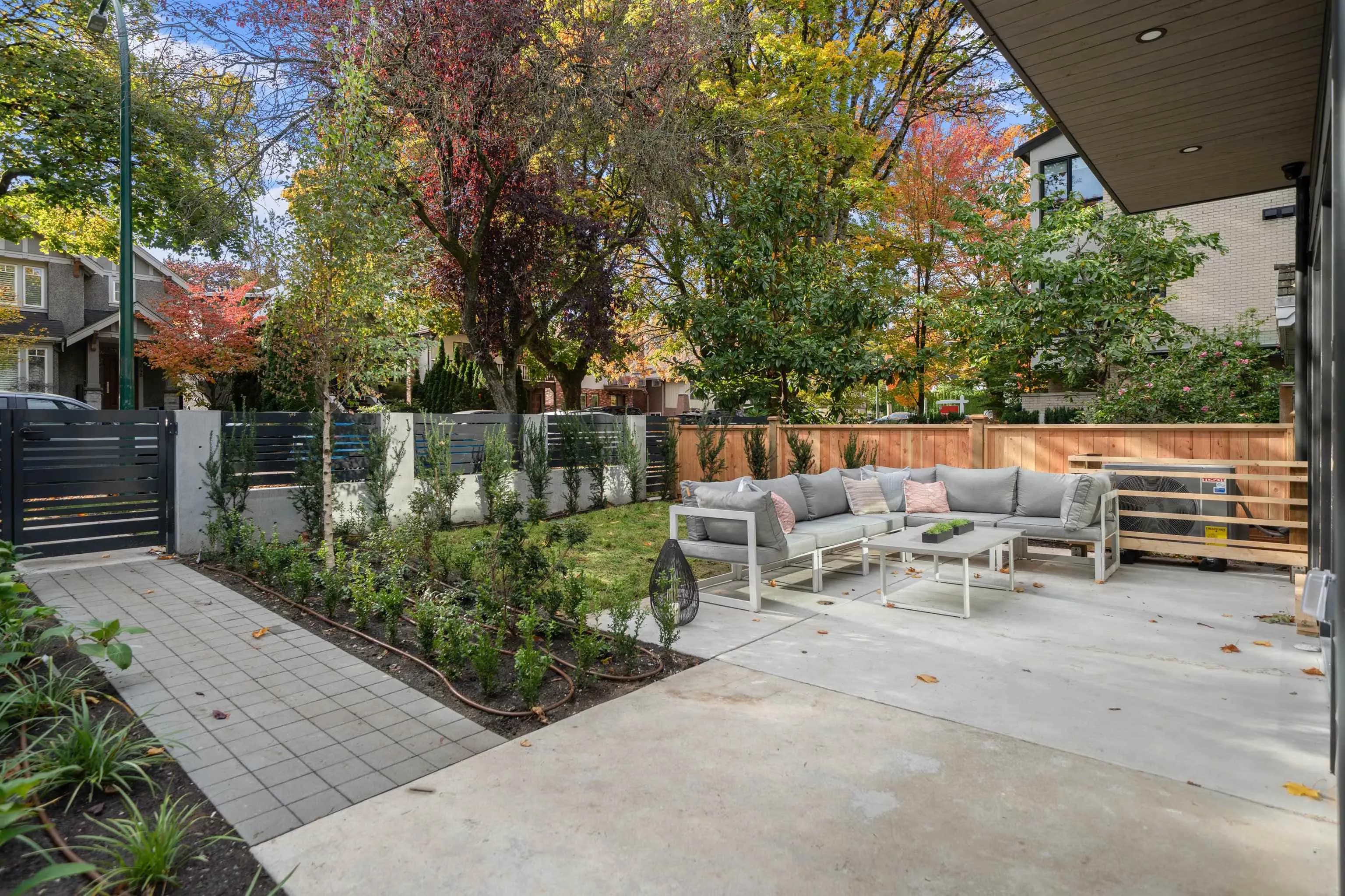 1 3657 W 11th Avenue, Vancouver, BC V6R 2K4 — image 34