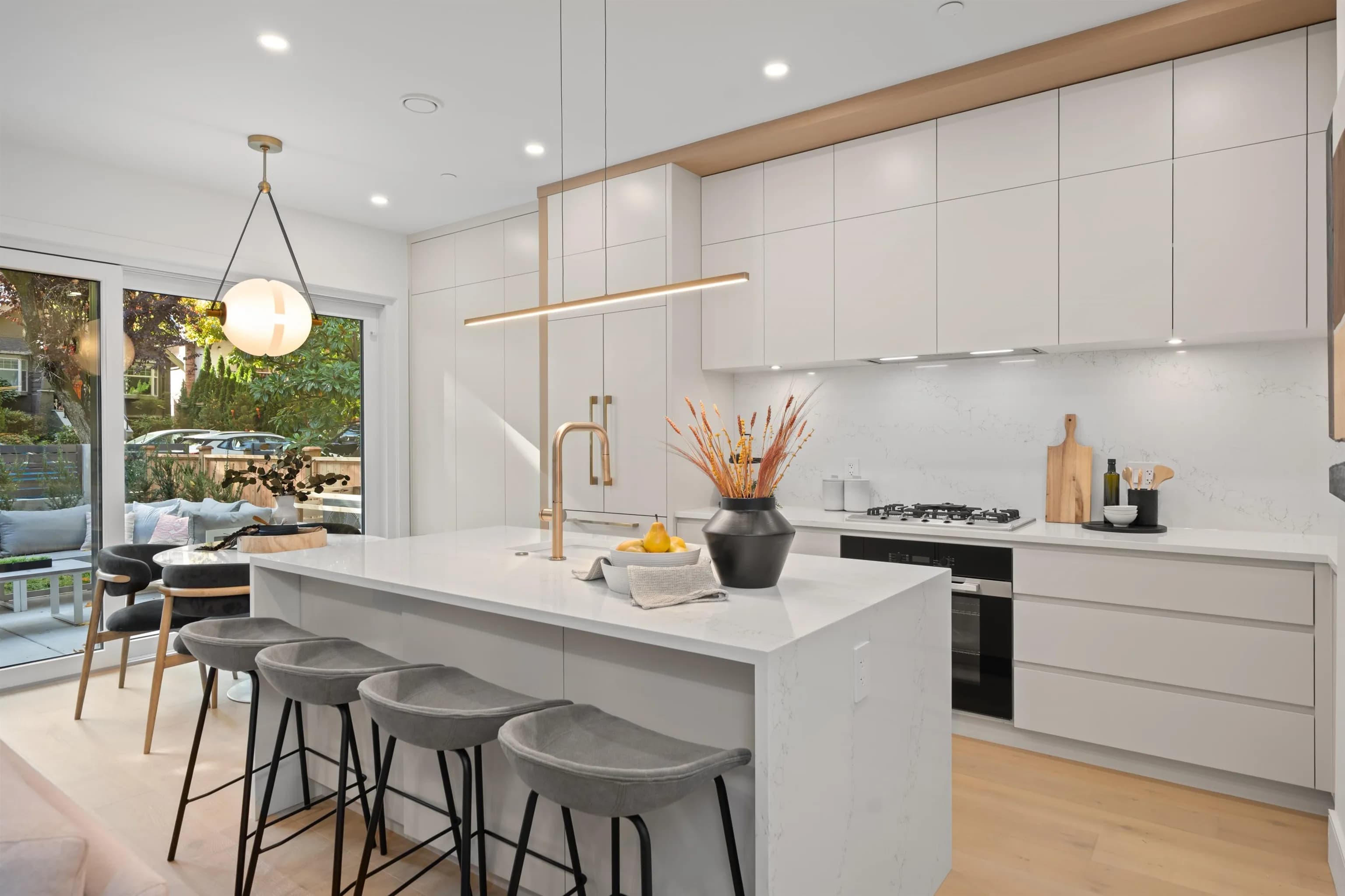 1 3657 W 11th Avenue, Vancouver, BC V6R 2K4 — image 21