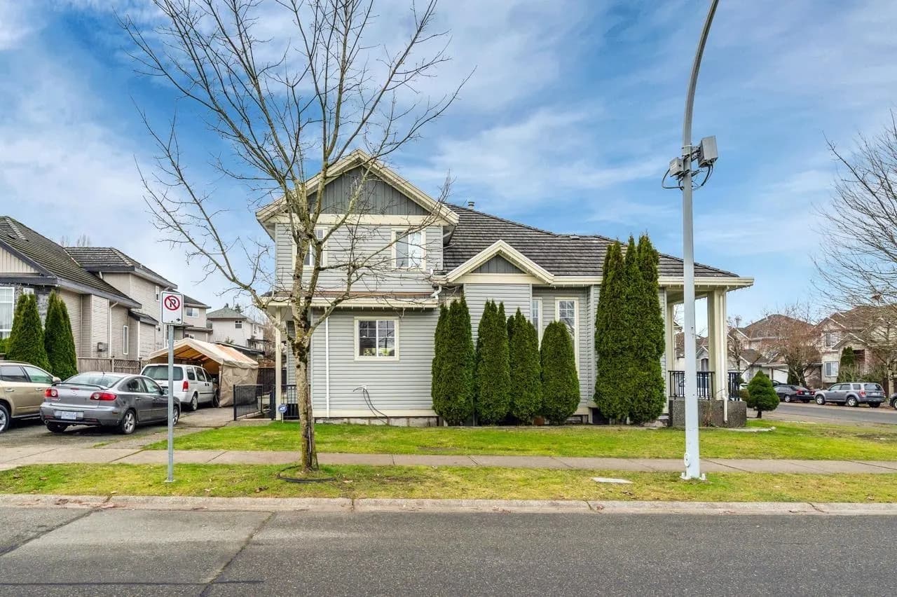 14496 74 Avenue, Surrey, BC V3S 0N1 — image 27