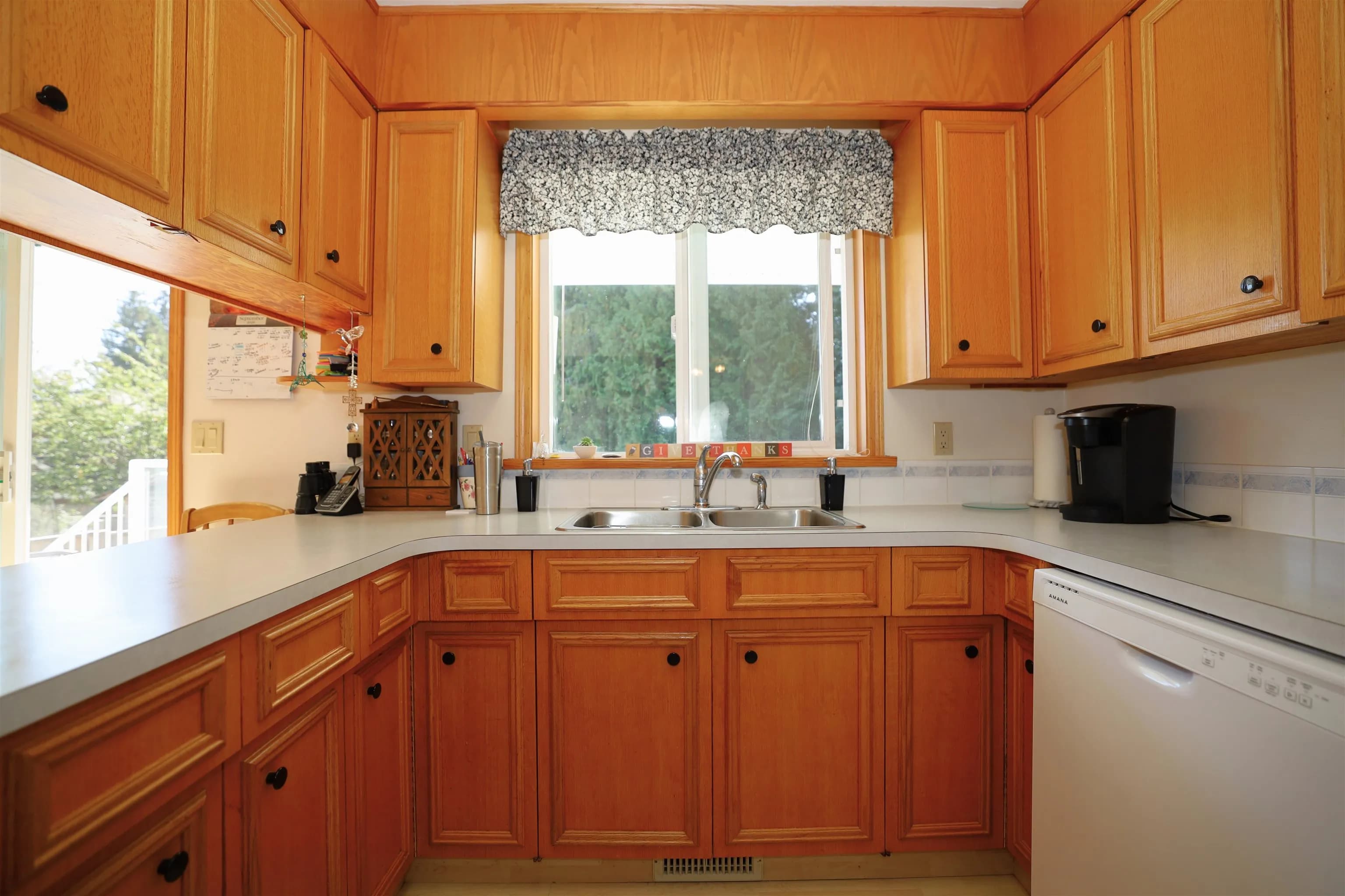 1073 Grandview Road, Gibsons, BC V0N 1V3 — image 17