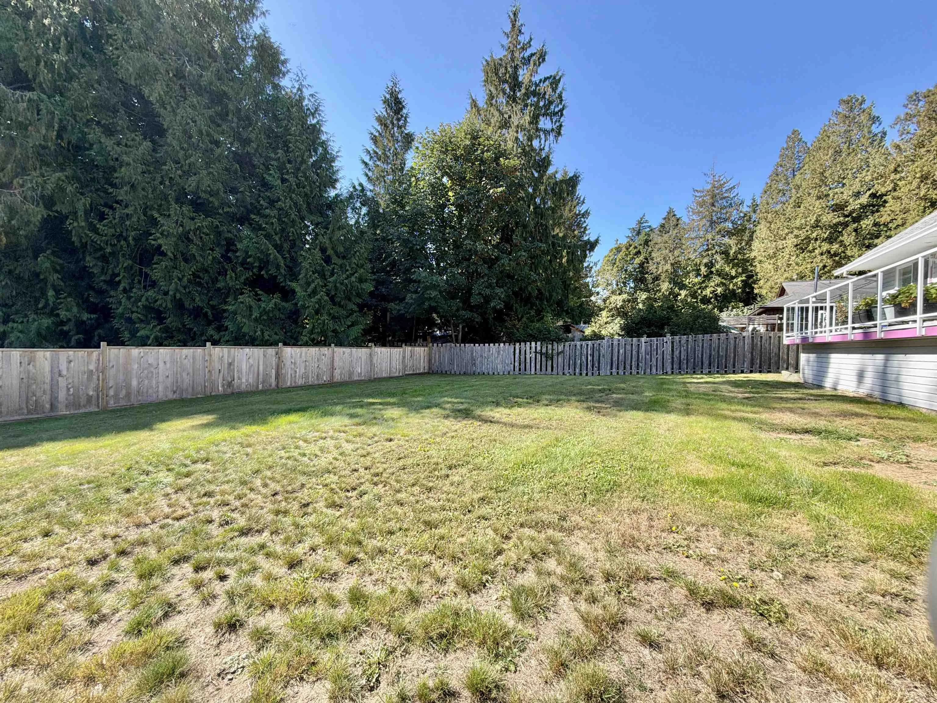 1073 Grandview Road, Gibsons, BC V0N 1V3 — image 6