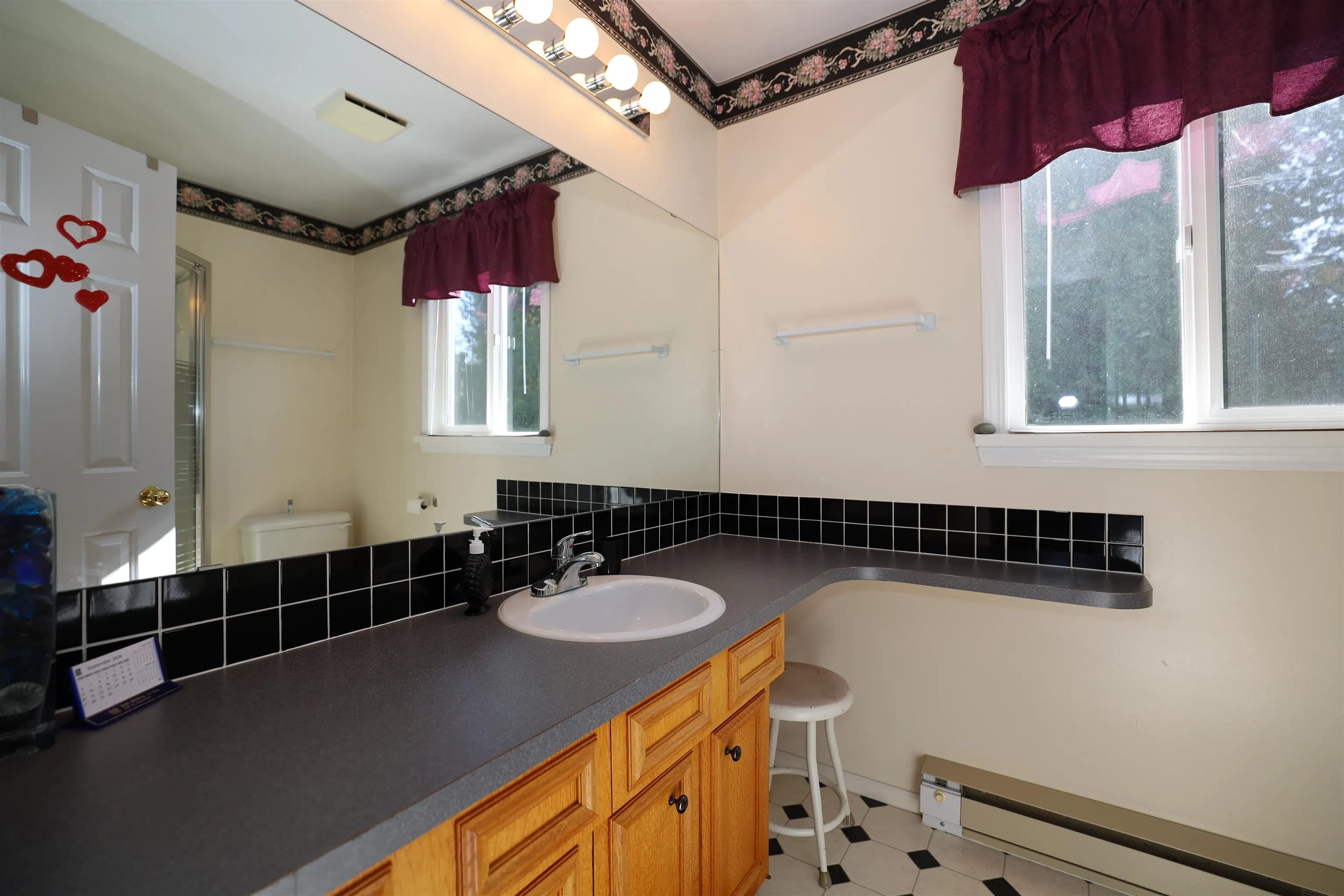 1073 Grandview Road, Gibsons, BC V0N 1V3 — image 21