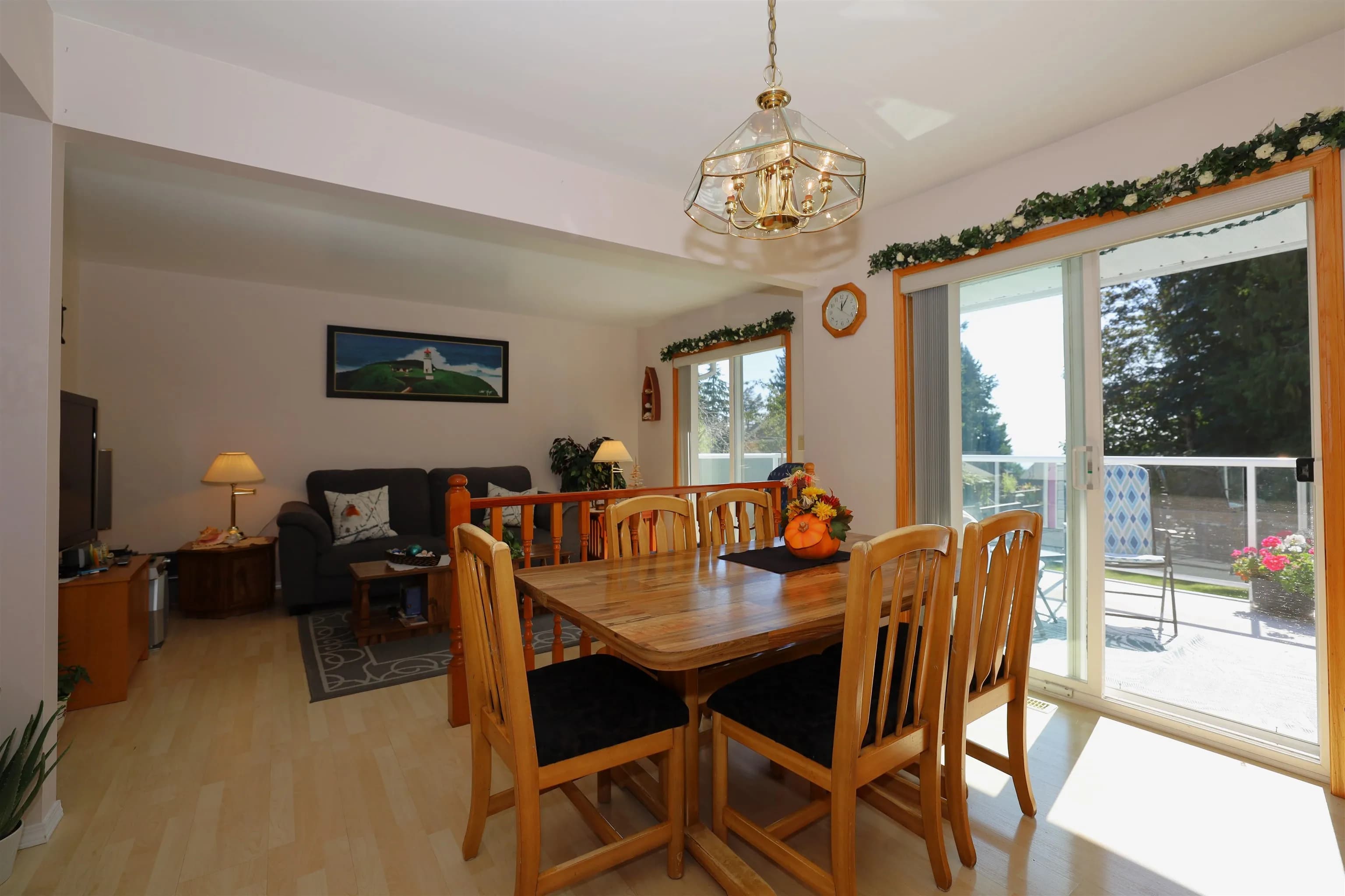 1073 Grandview Road, Gibsons, BC V0N 1V3 — image 18