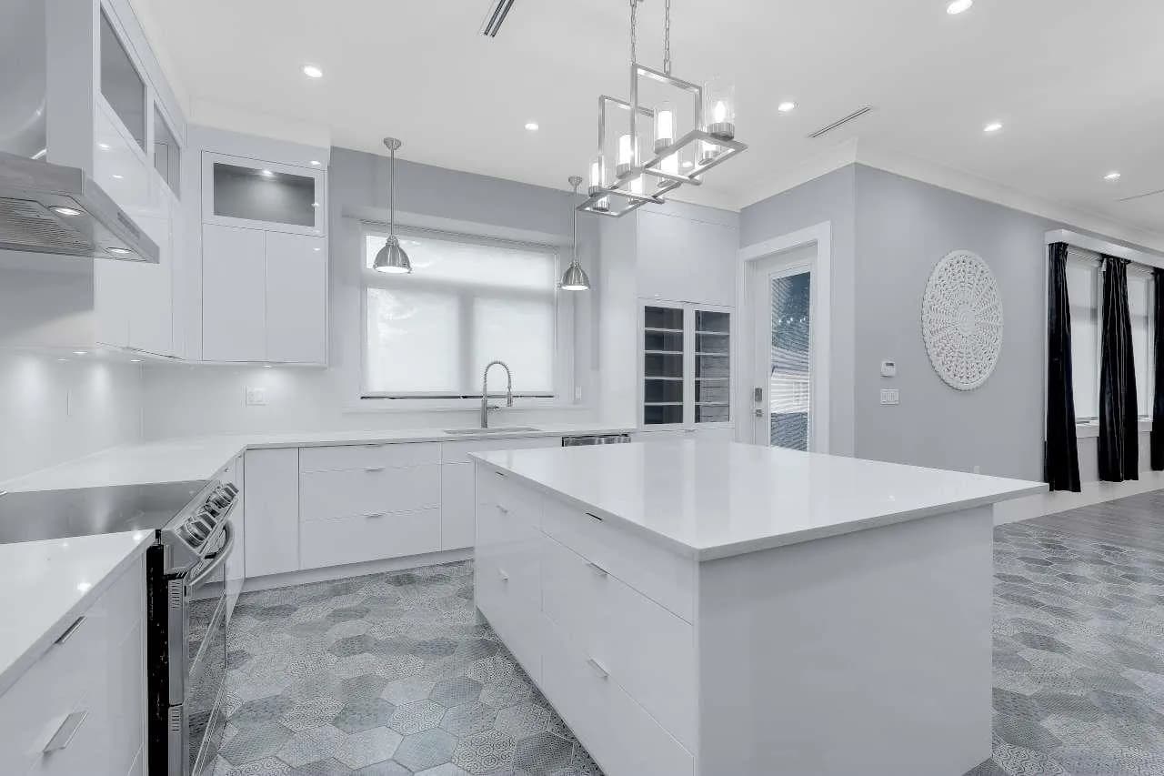 13161 111 Avenue, Surrey, BC V3T 2S3 — image 2
