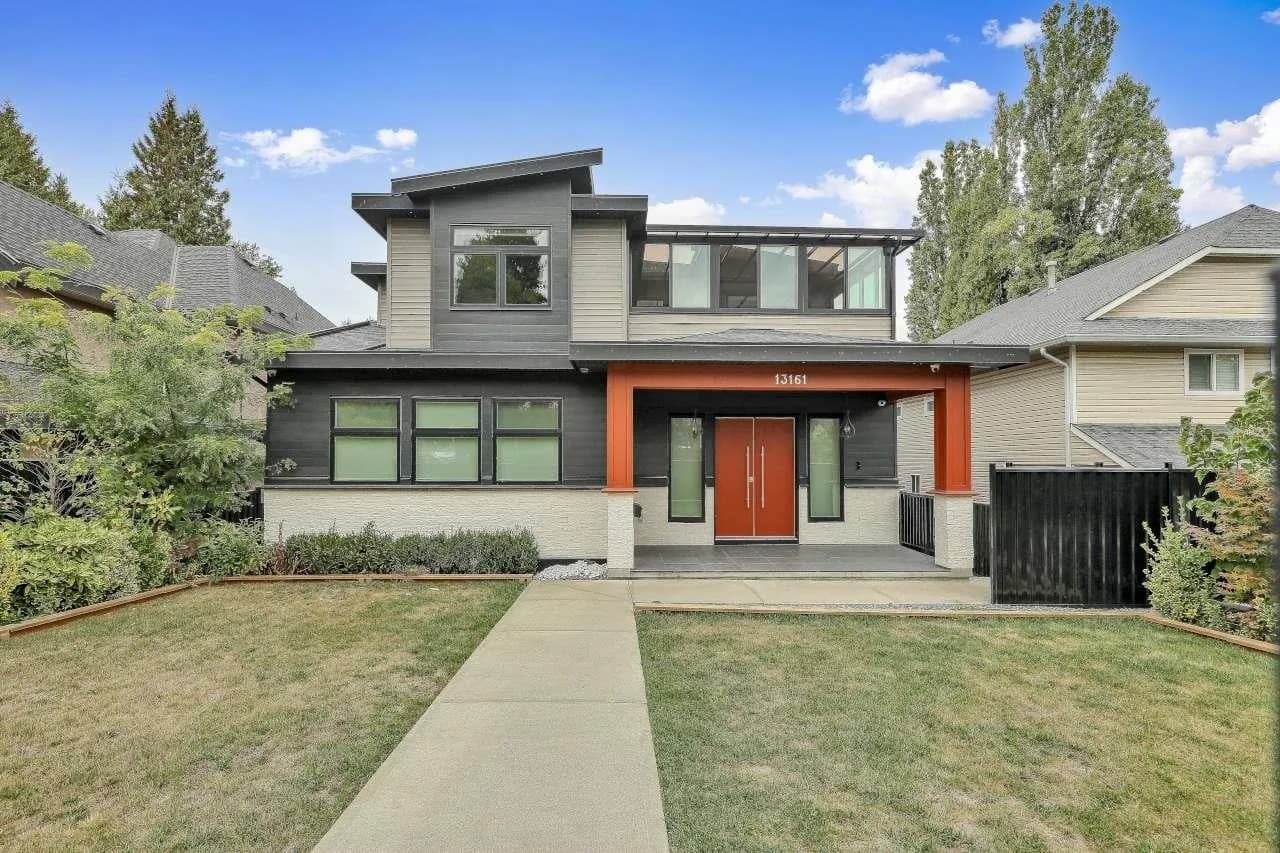 13161 111 Avenue, Surrey, BC V3T 2S3 — image 1