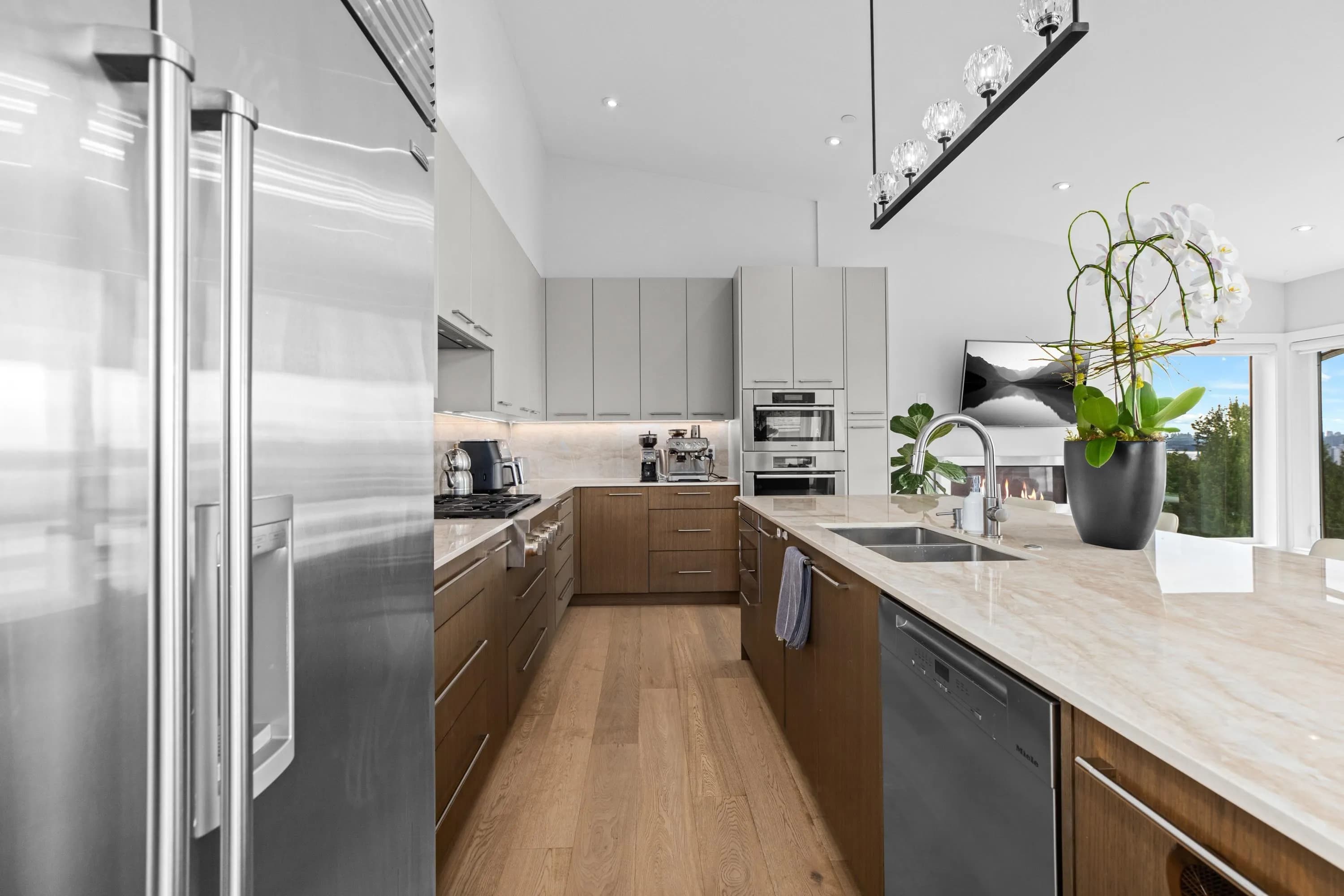 2512 Palmerston Avenue, West Vancouver, BC V7V 2W5 — image 6