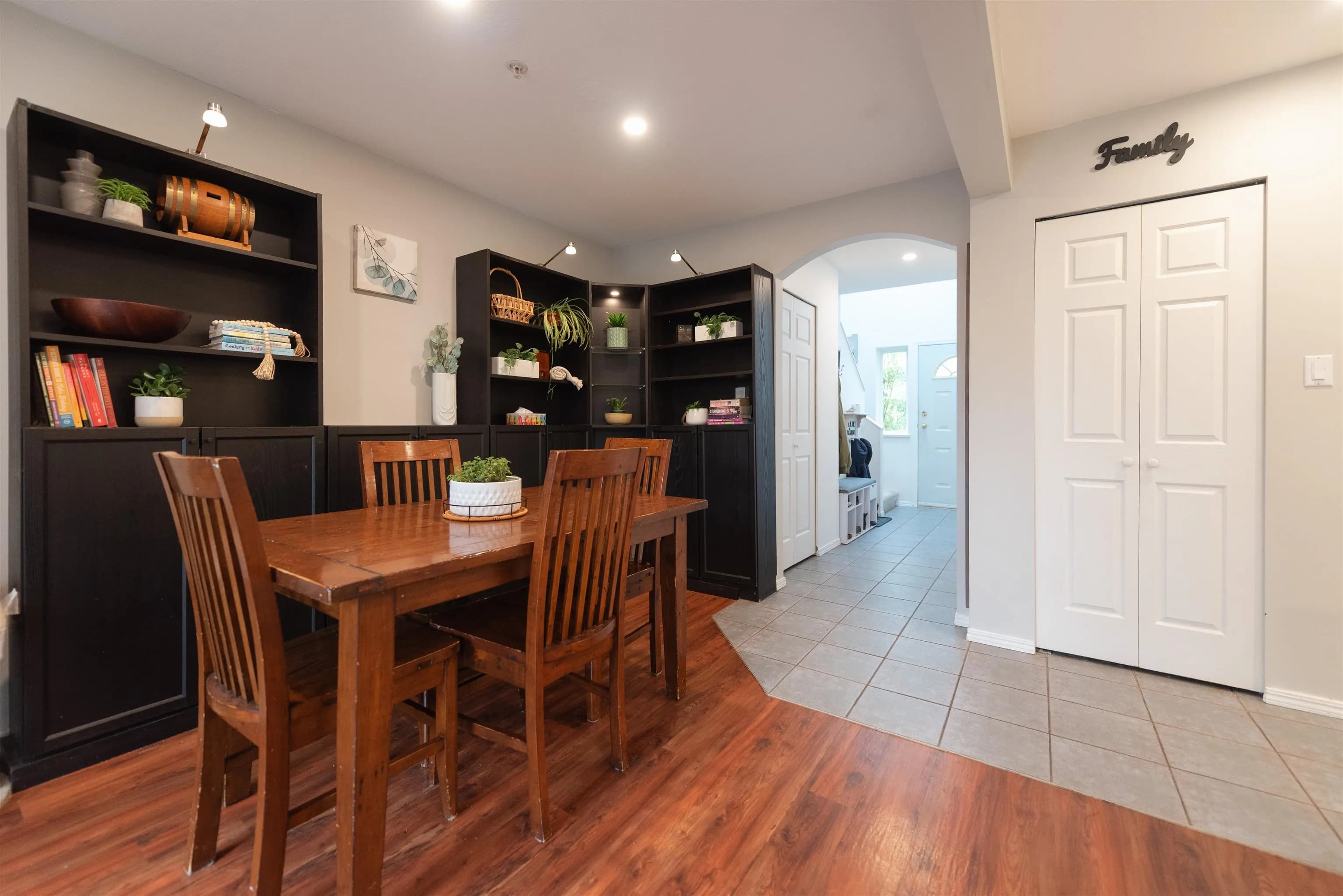 111 5711 Ebbtide Street, Sechelt, BC V7Z 0J5 — image 5