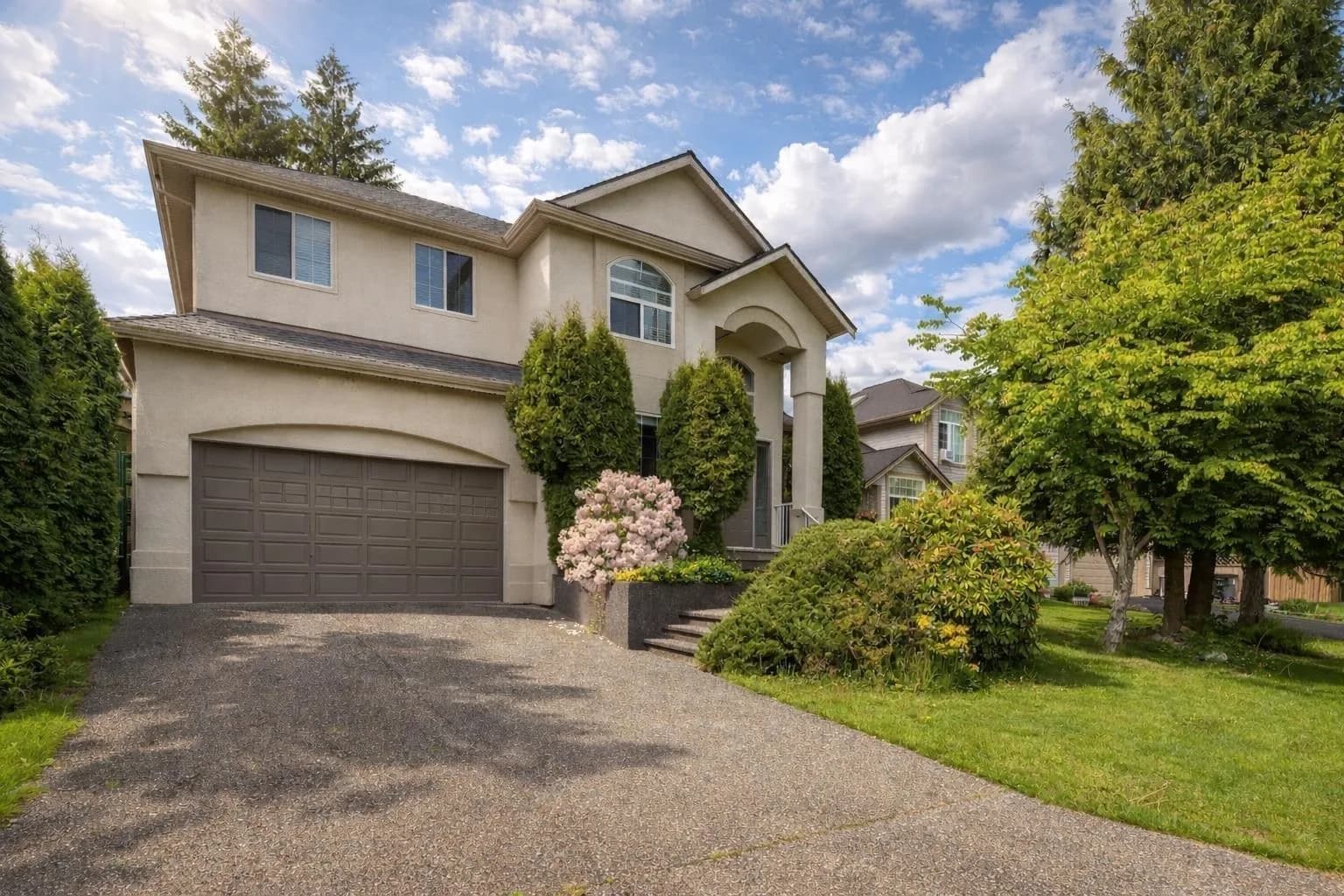 8327 169a Street, Surrey, BC V4N 4V1 — image 2